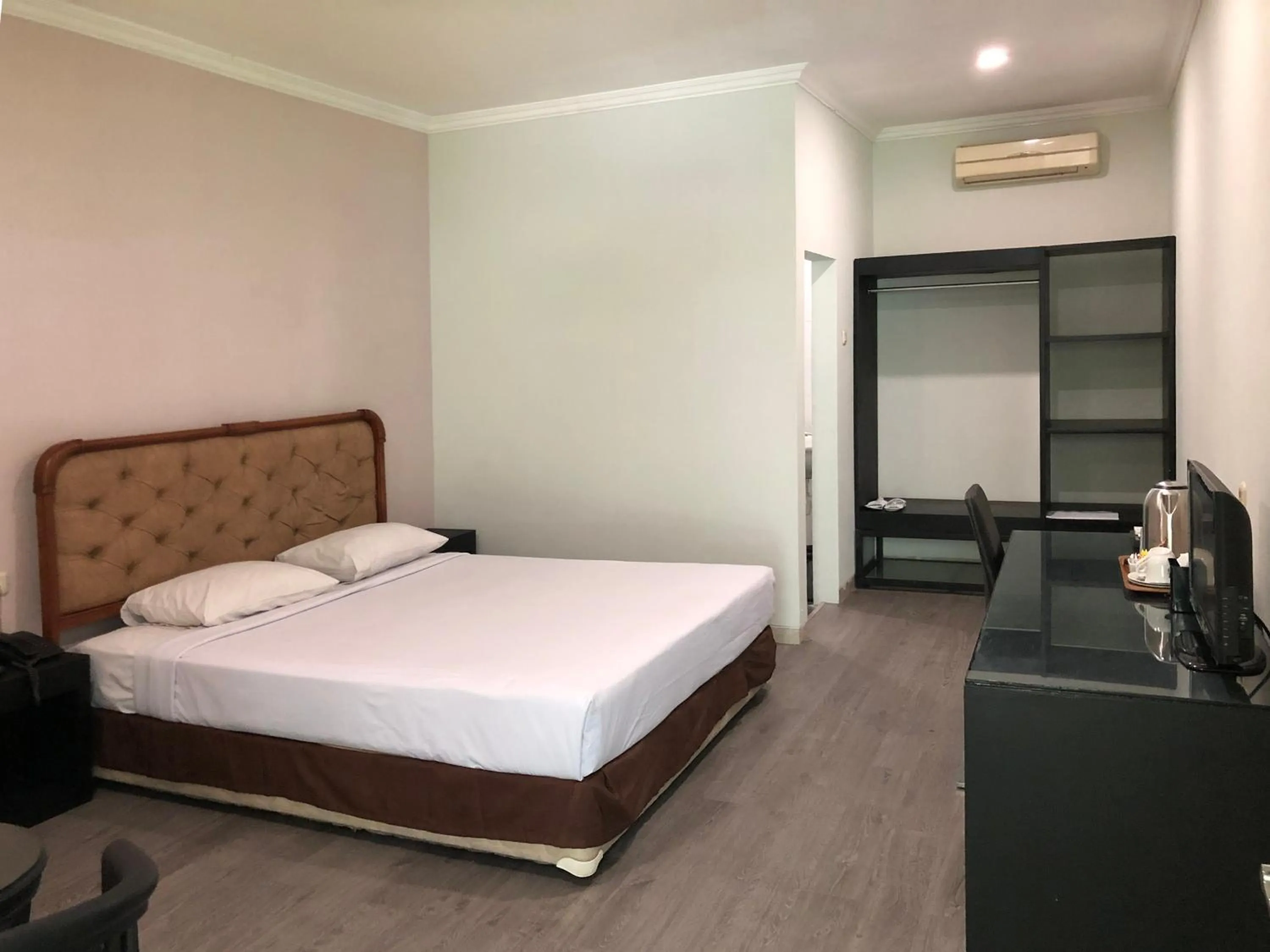 Superior King Room in Hotel Sinar 3