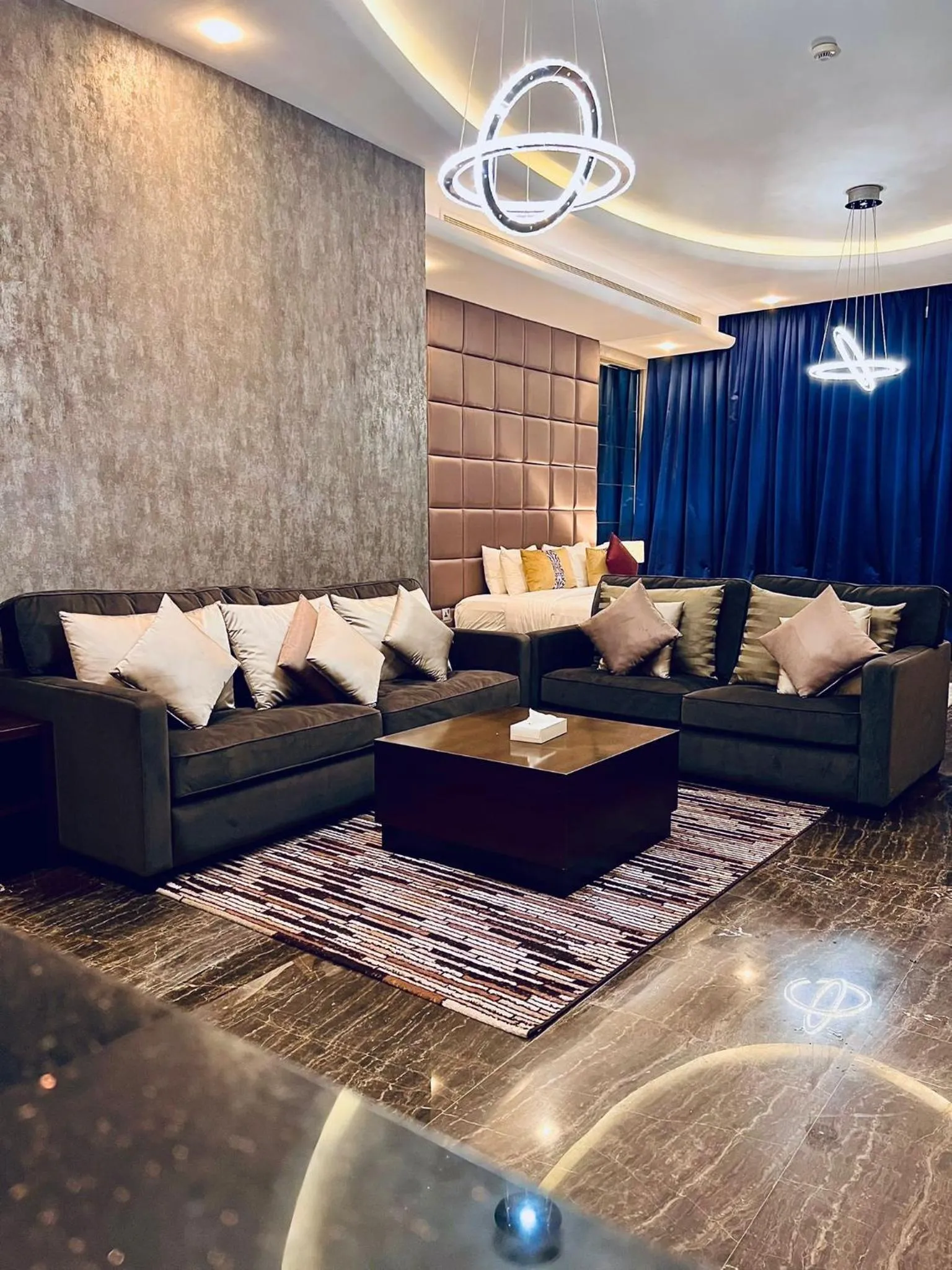 One-Bedroom Chalet in Blaire Executive Suites