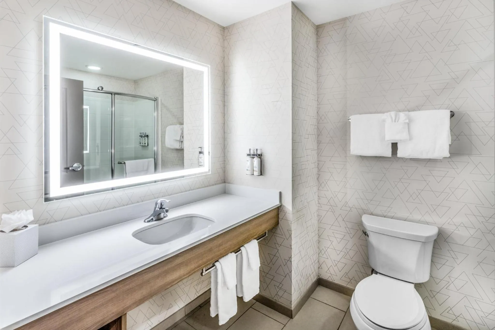 Standard Queen Room with Two Queen Beds in Holiday Inn Express - Colorado Springs - First & Main by IHG