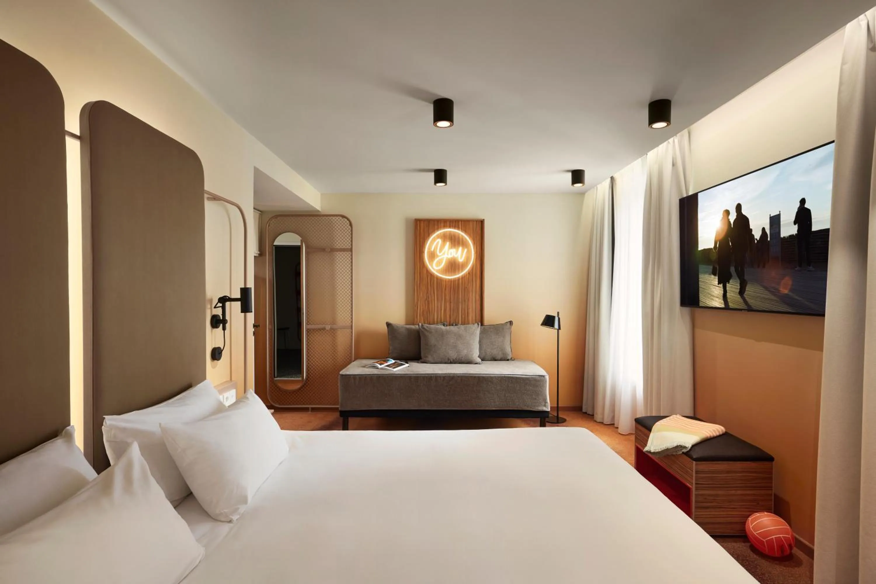 Comfort Triple Room in You Hotel Deauville - Handwritten Collection