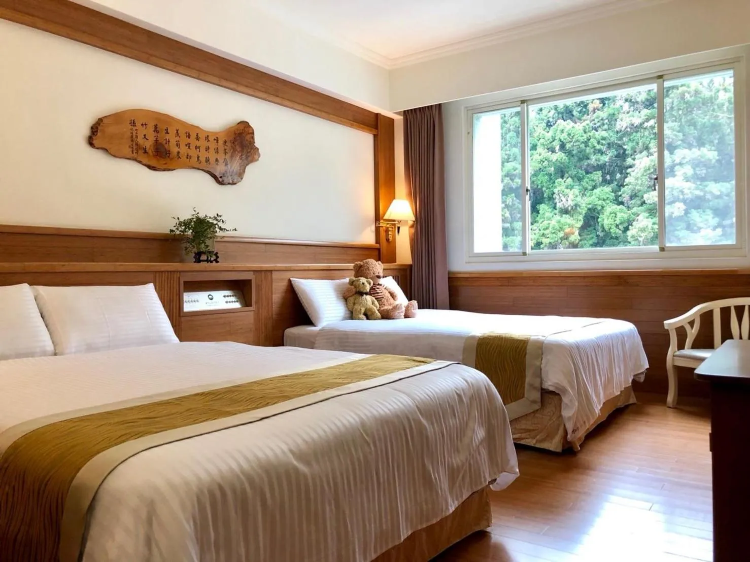 Standard Quadruple Room in Ginkgo Hotel