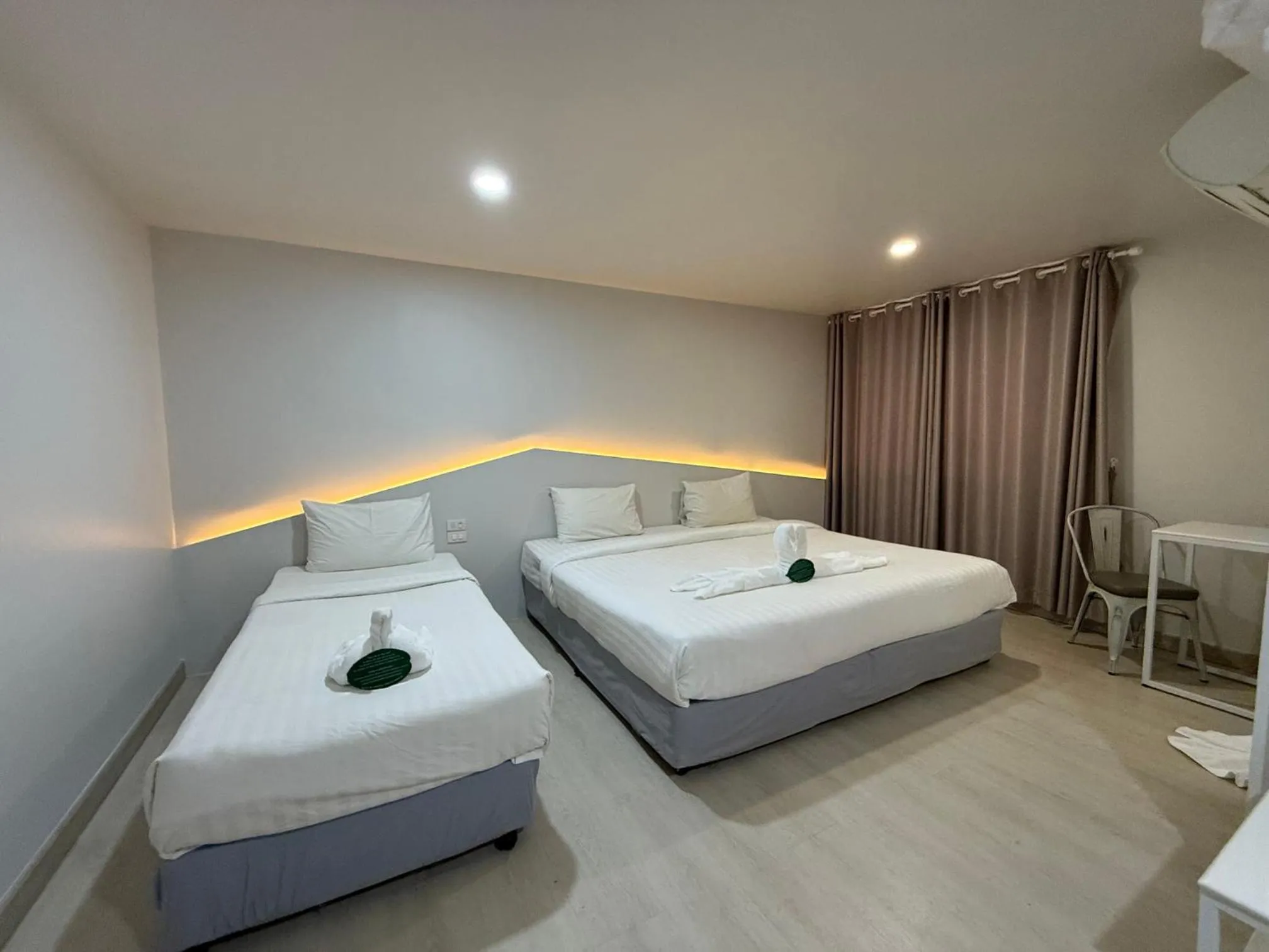 Standard Triple Room in Bed By Boat @Nonthaburi Pier