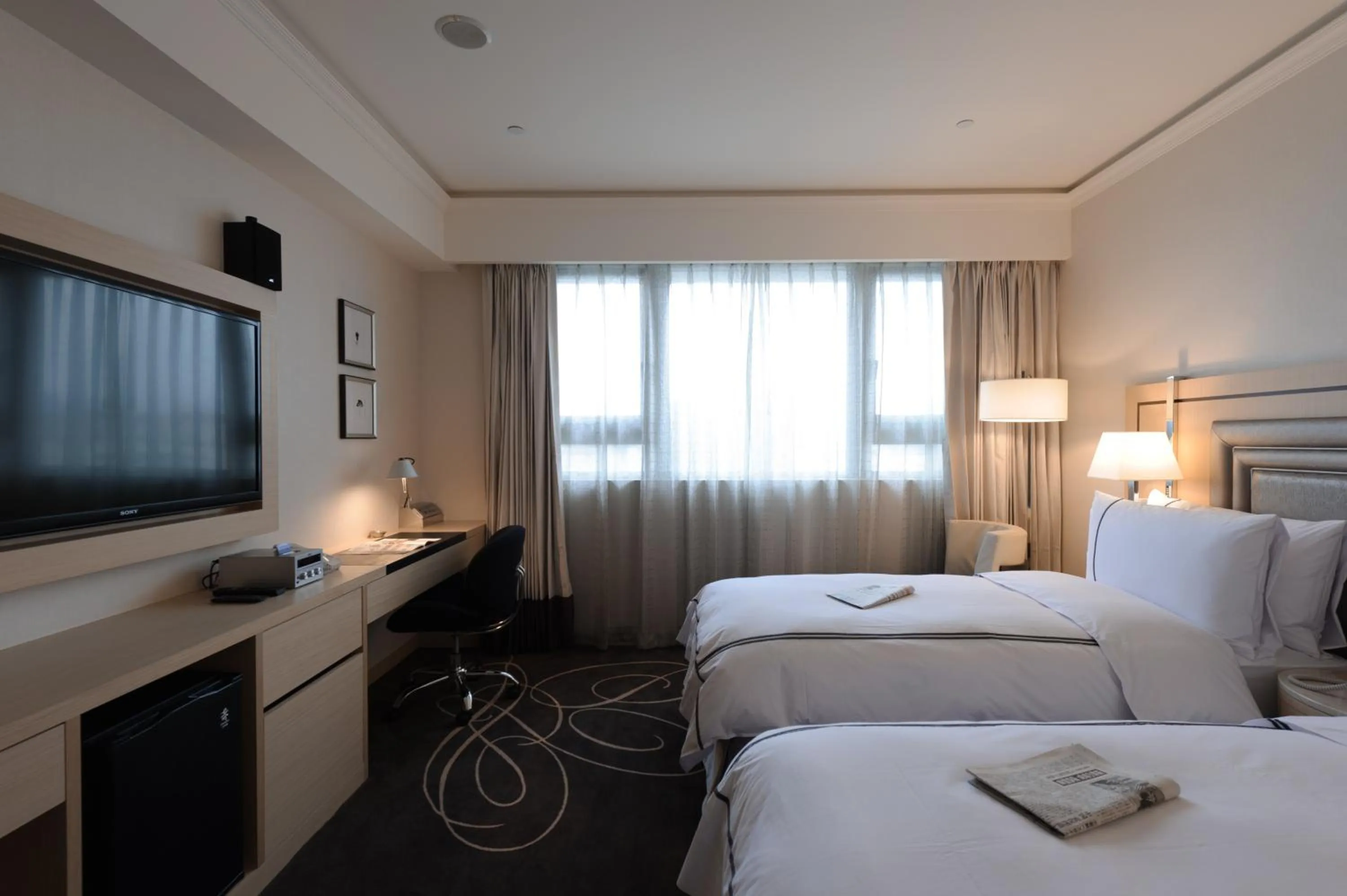 Deluxe Twin Room in K Hotel Taipei Songjiang