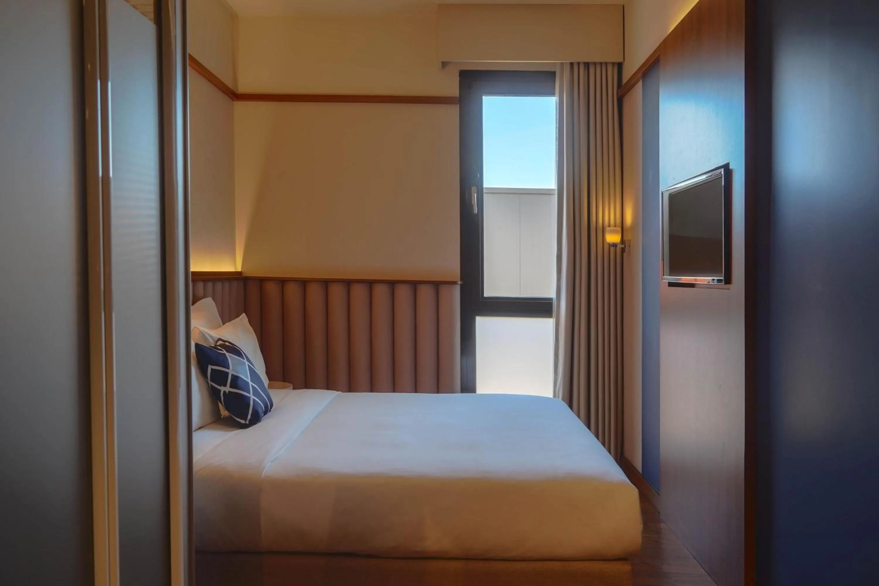 Standard King Room with Urban View in Four Points Flex by Sheraton Bursa Nilüfer