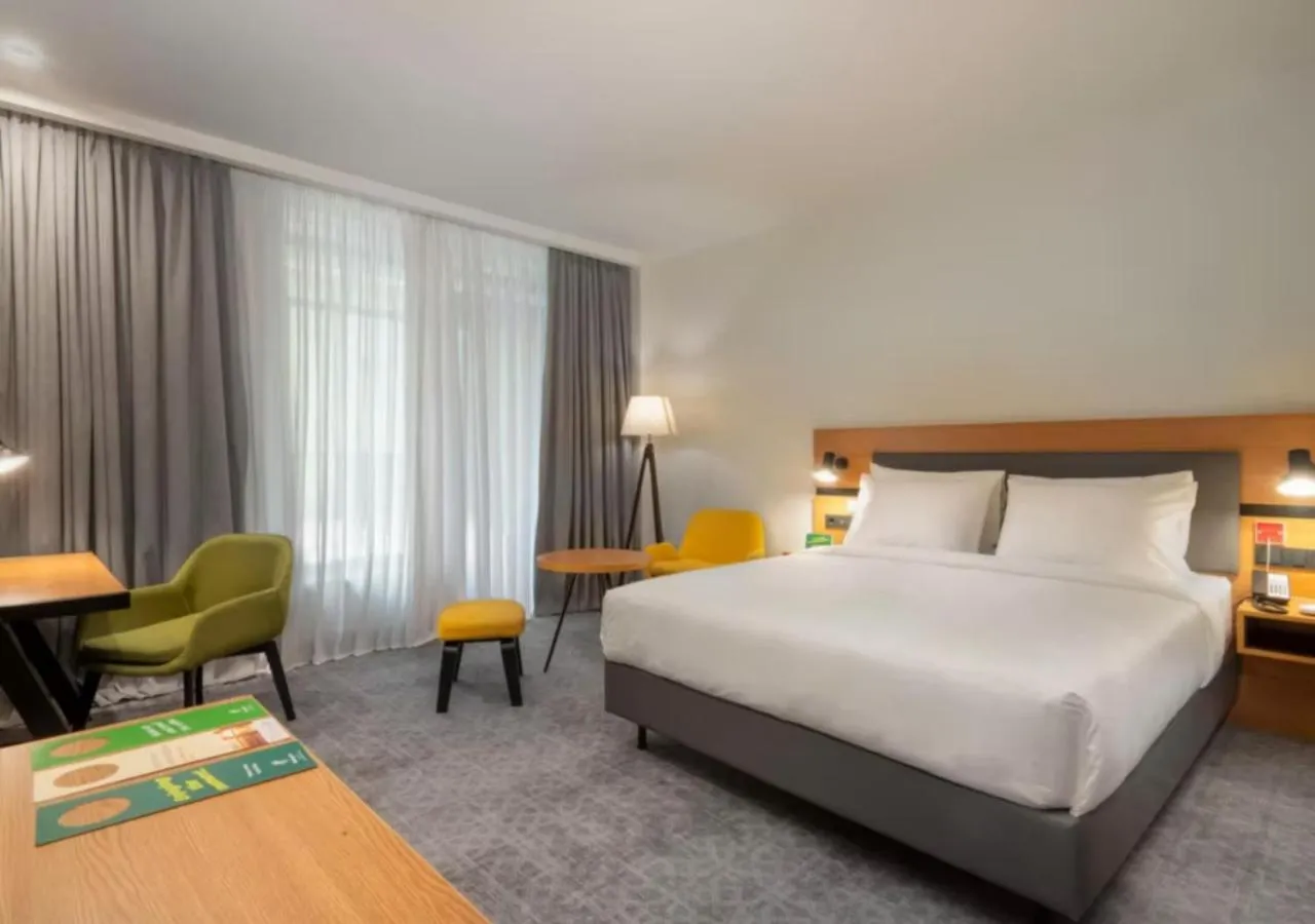 Standard Queen Room - Disability Access in Holiday Inn Yerevan - Republic Square by IHG