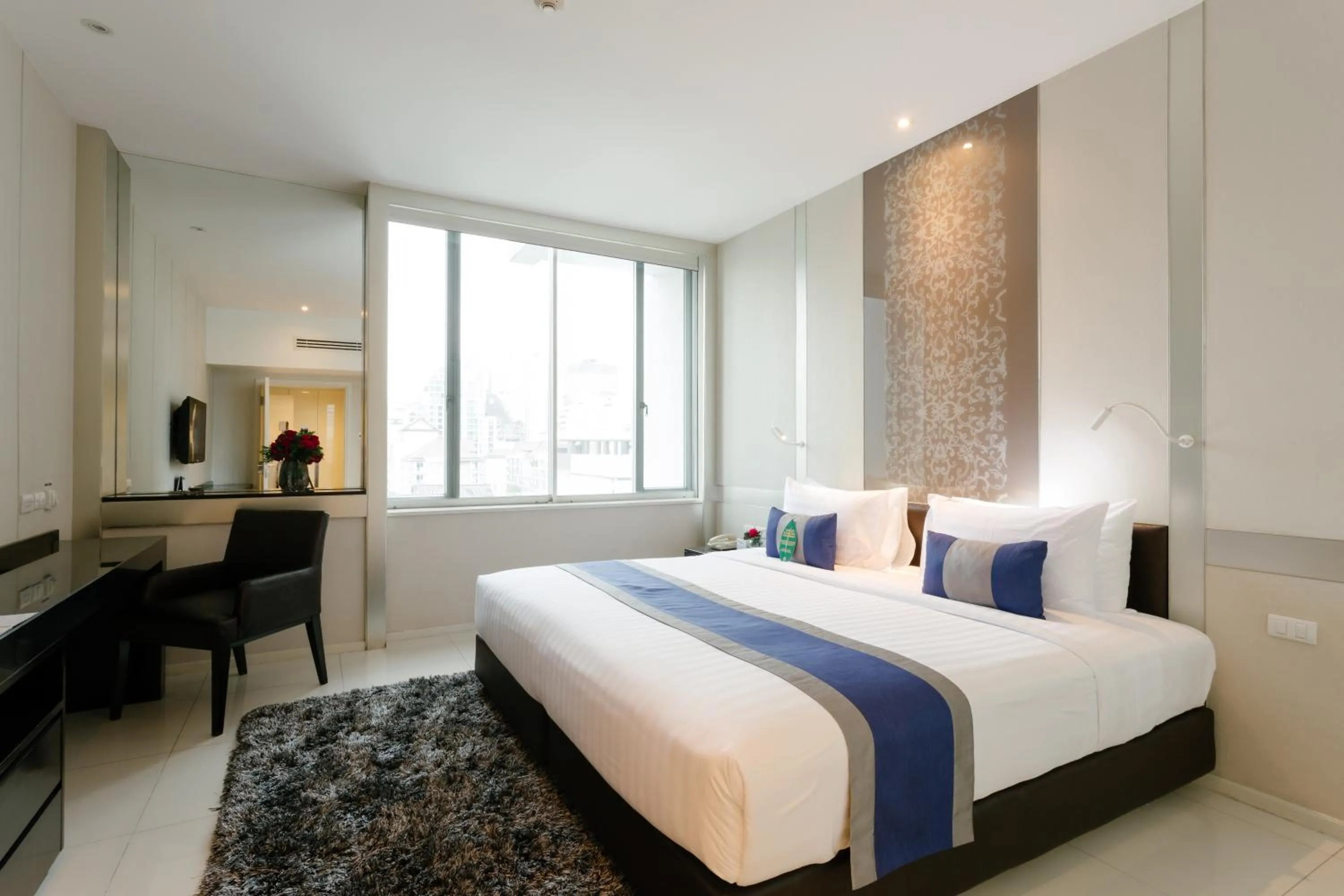 Grand Suite Room in Mandarin Hotel Managed by Centre Point