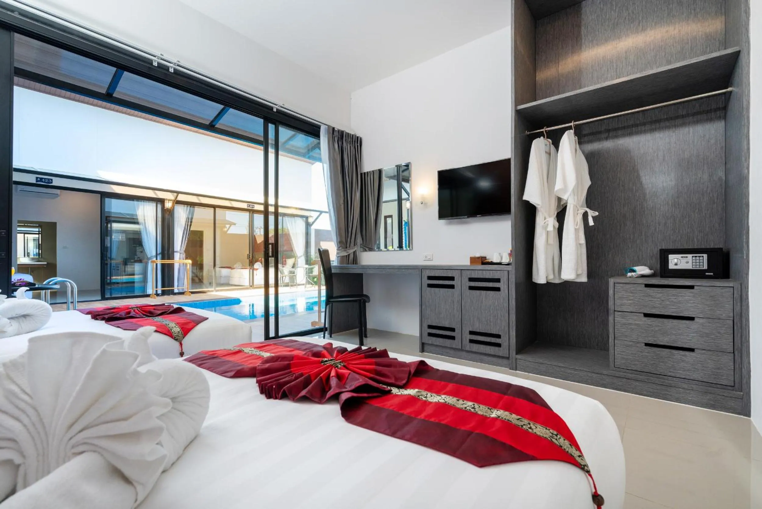 Three-Bedroom Villa in Thames Tara Private Pool Villa Rawai Phuket