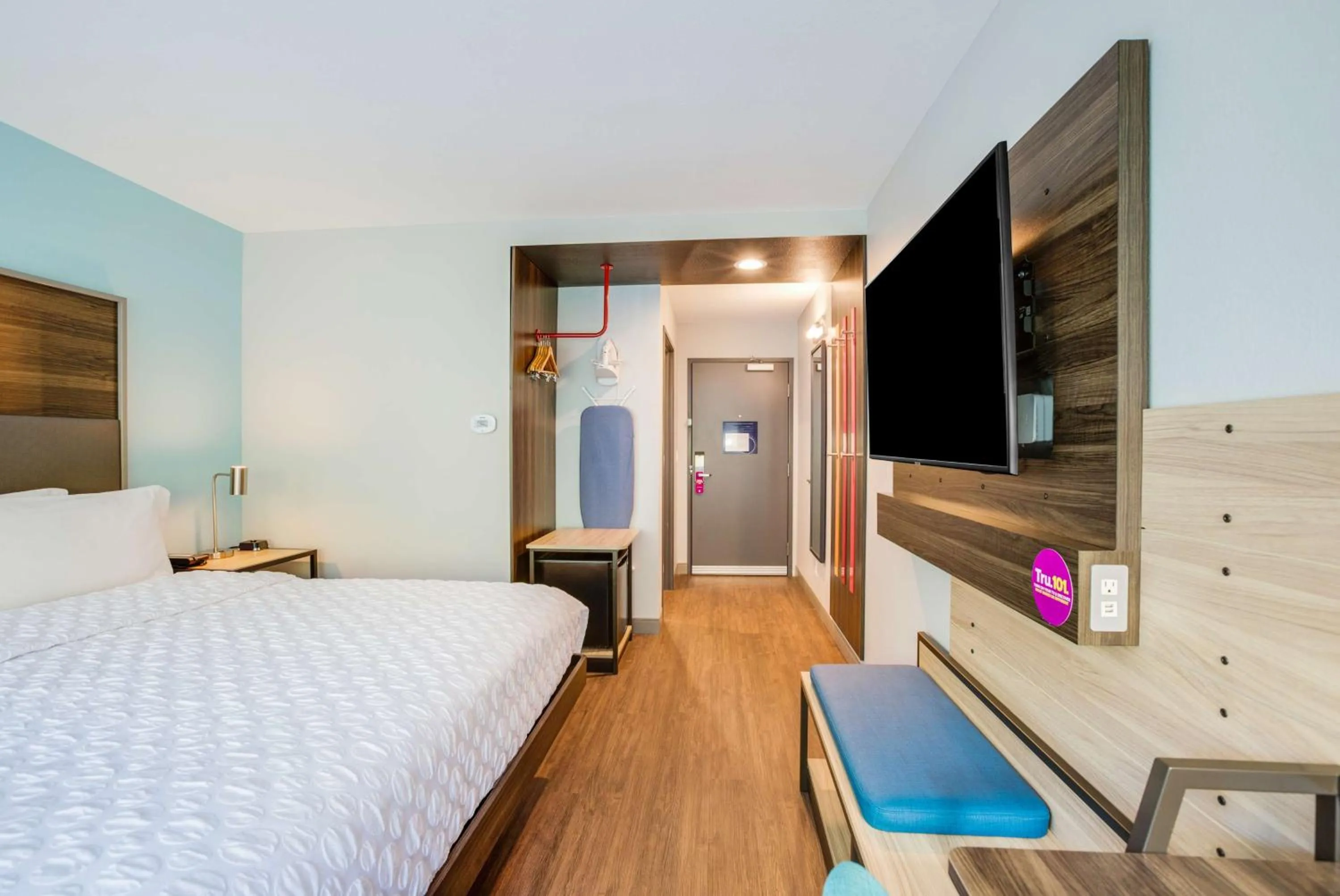 King Room in Tru By Hilton Saint Joseph