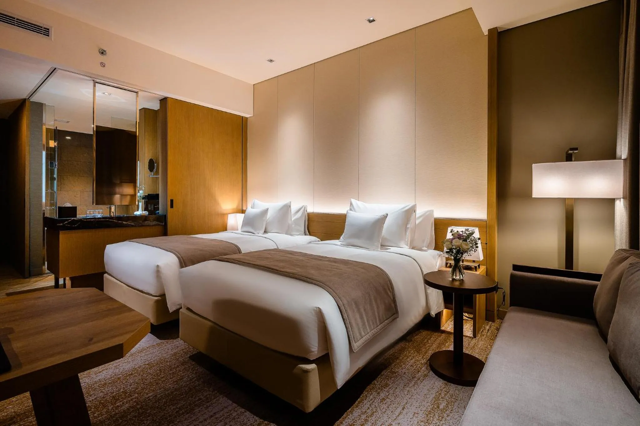 Premier Hollywood Twin Room in Hotel Nikko Hai Phong