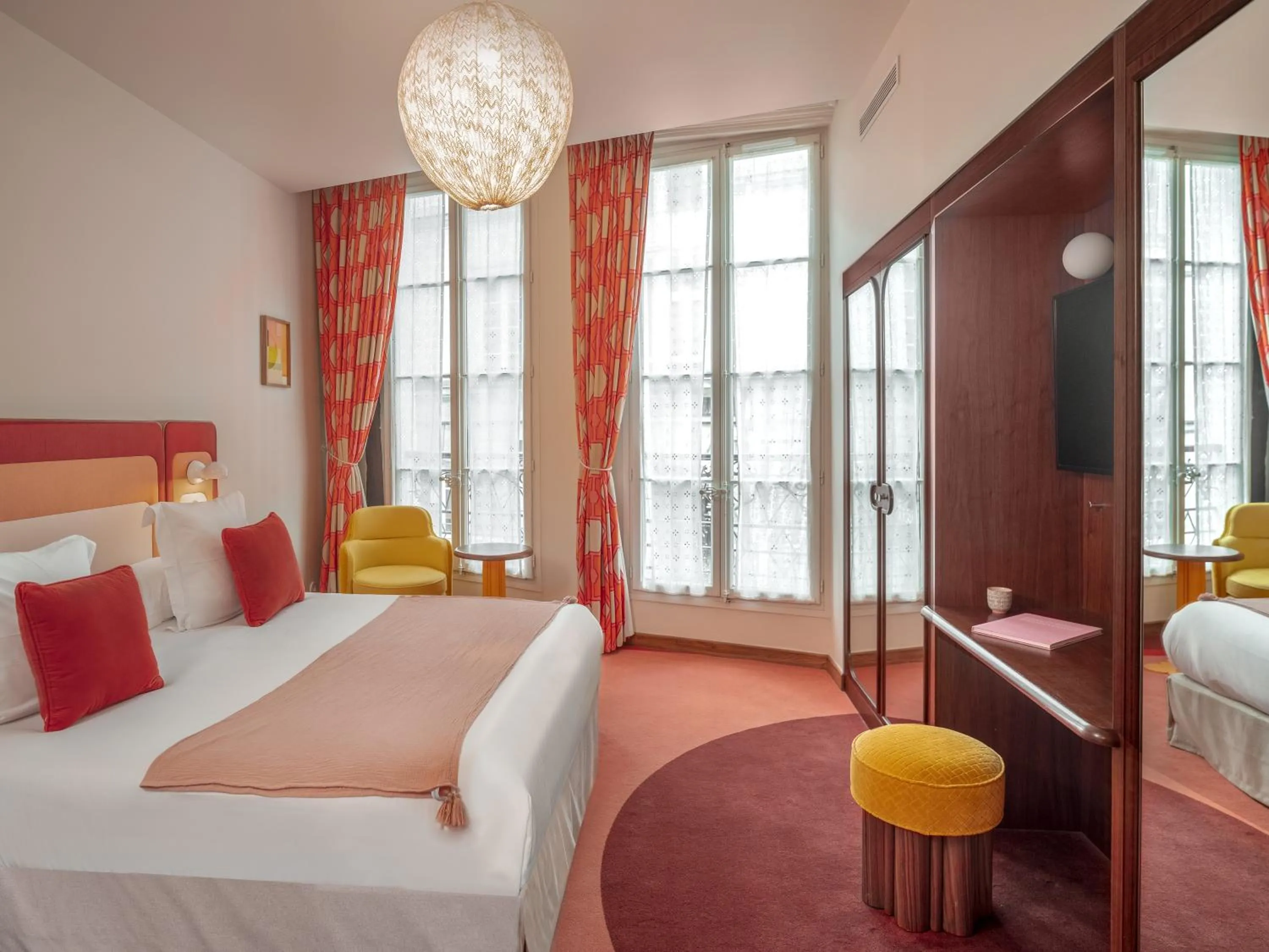 Deluxe Double or Twin Room - Access to Wellness area & whirlpool on request in Hôtel Saint-André des Arts