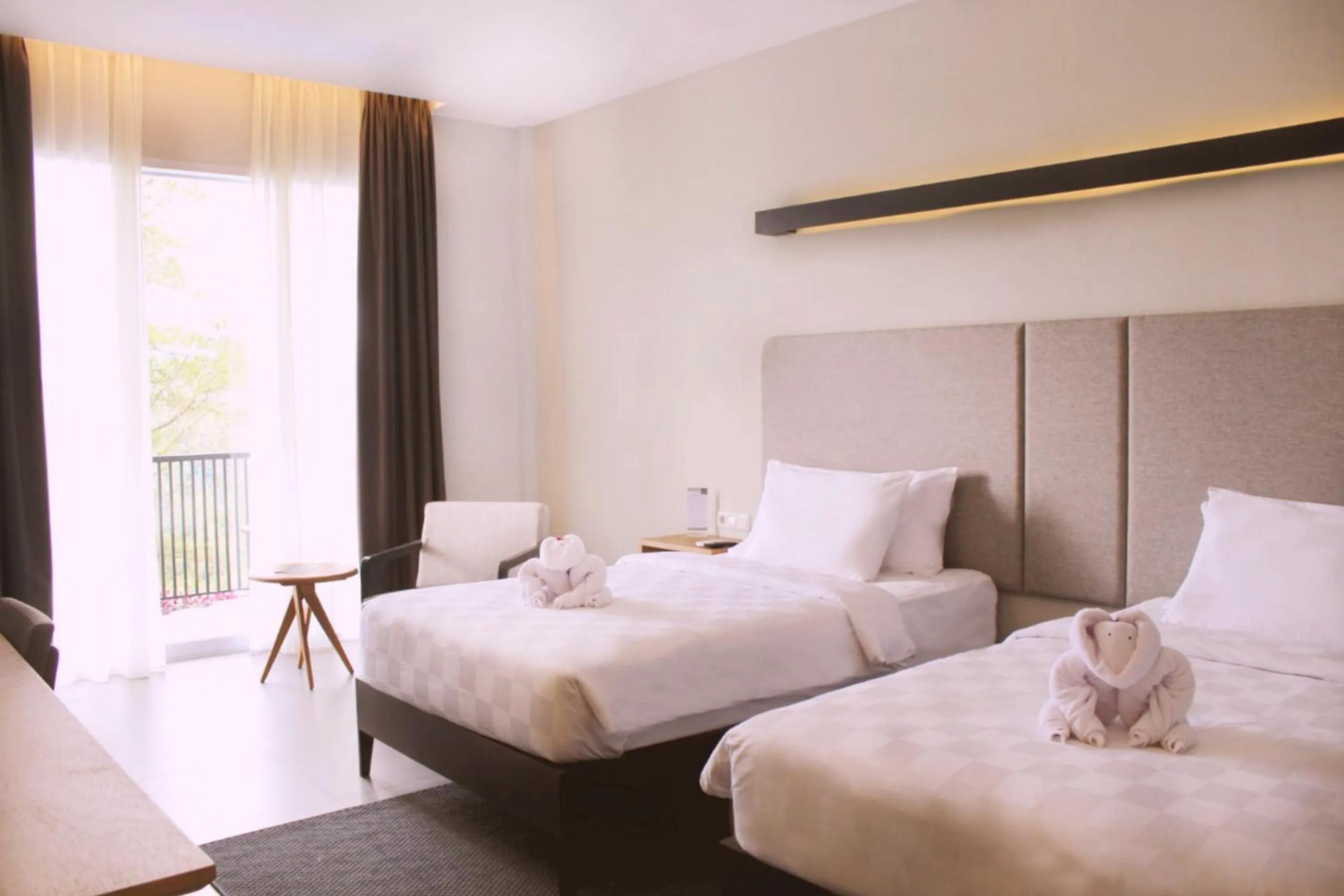 Superior Twin Room in The Balcone Suites & Resort