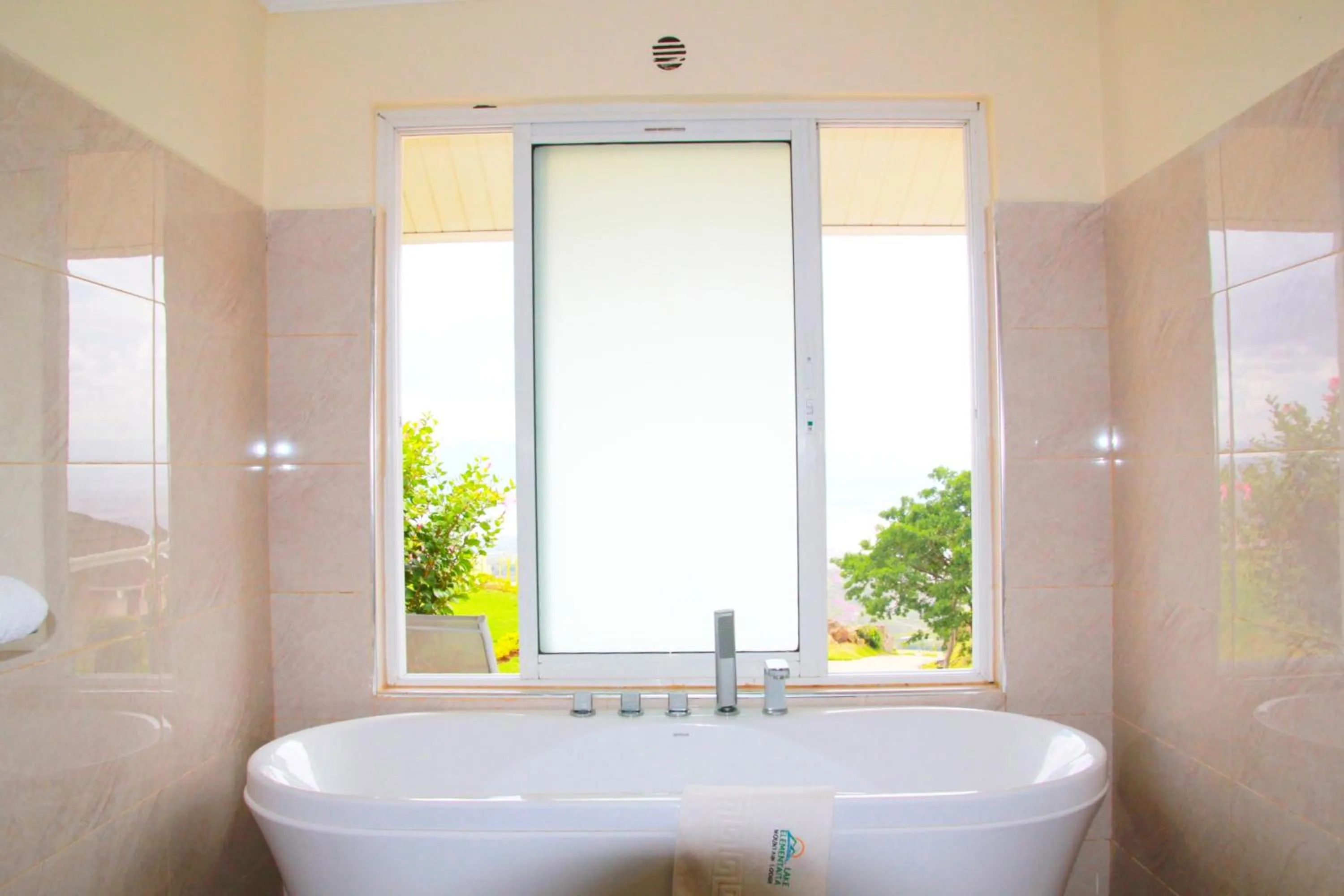 Executive Triple Room - single occupancy in Lake Elementaita Mountain Lodge