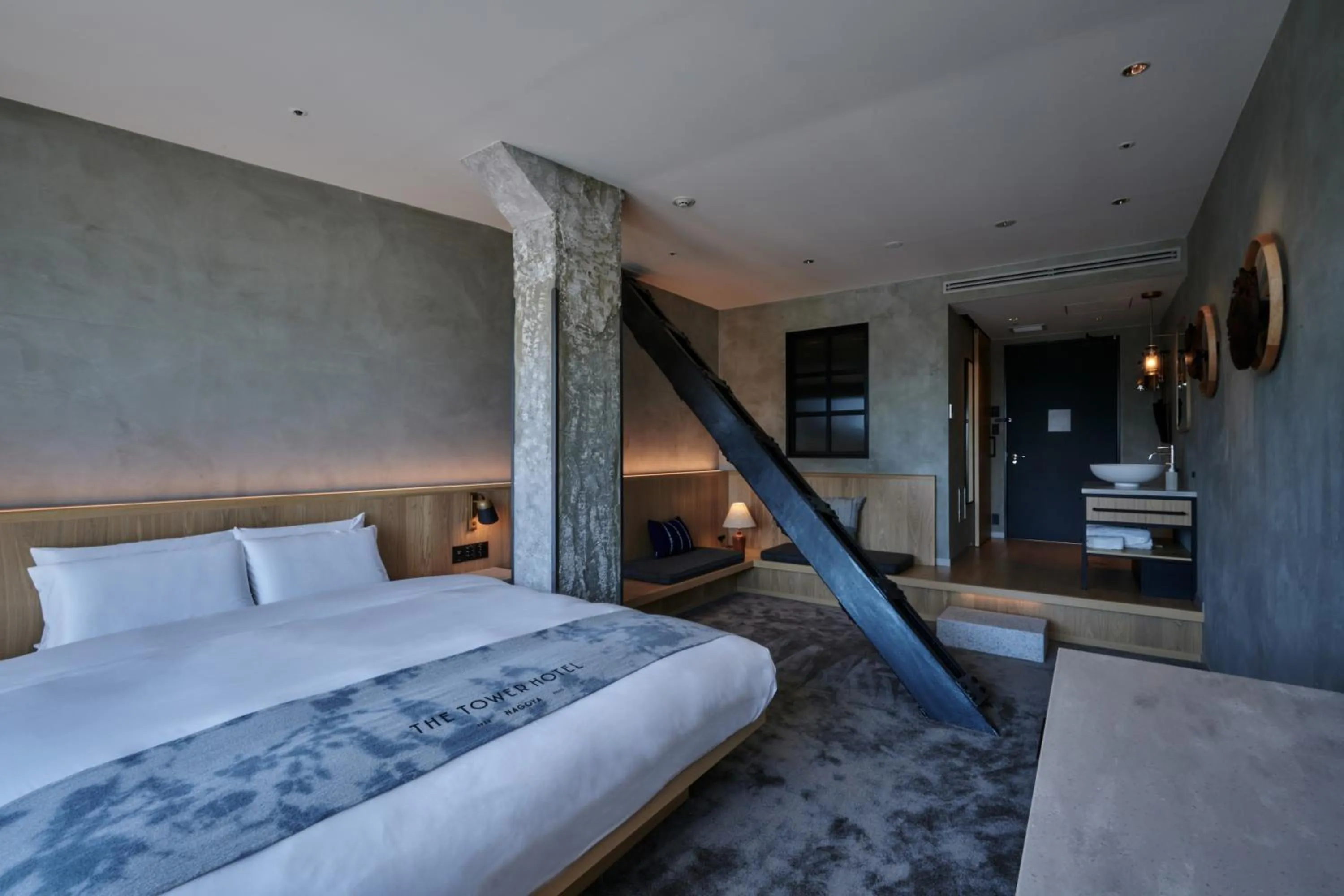 King Room with Park View with Bathtub in The Tower Hotel Nagoya