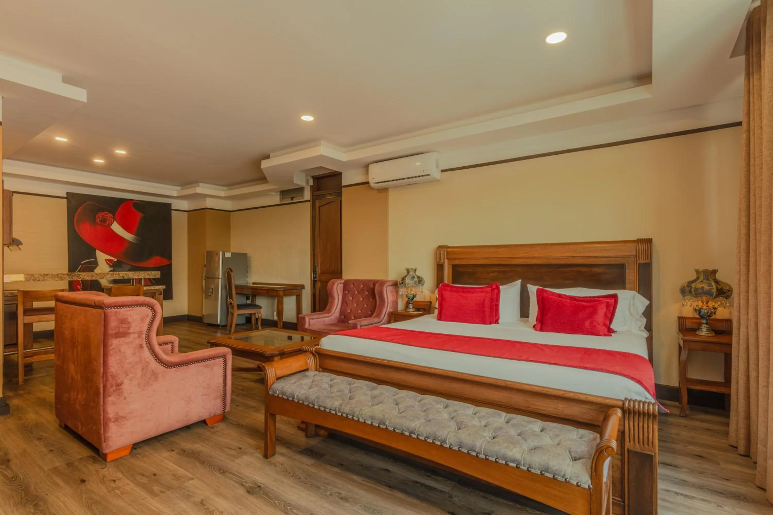 Classic Suite in Hotel Du Parc