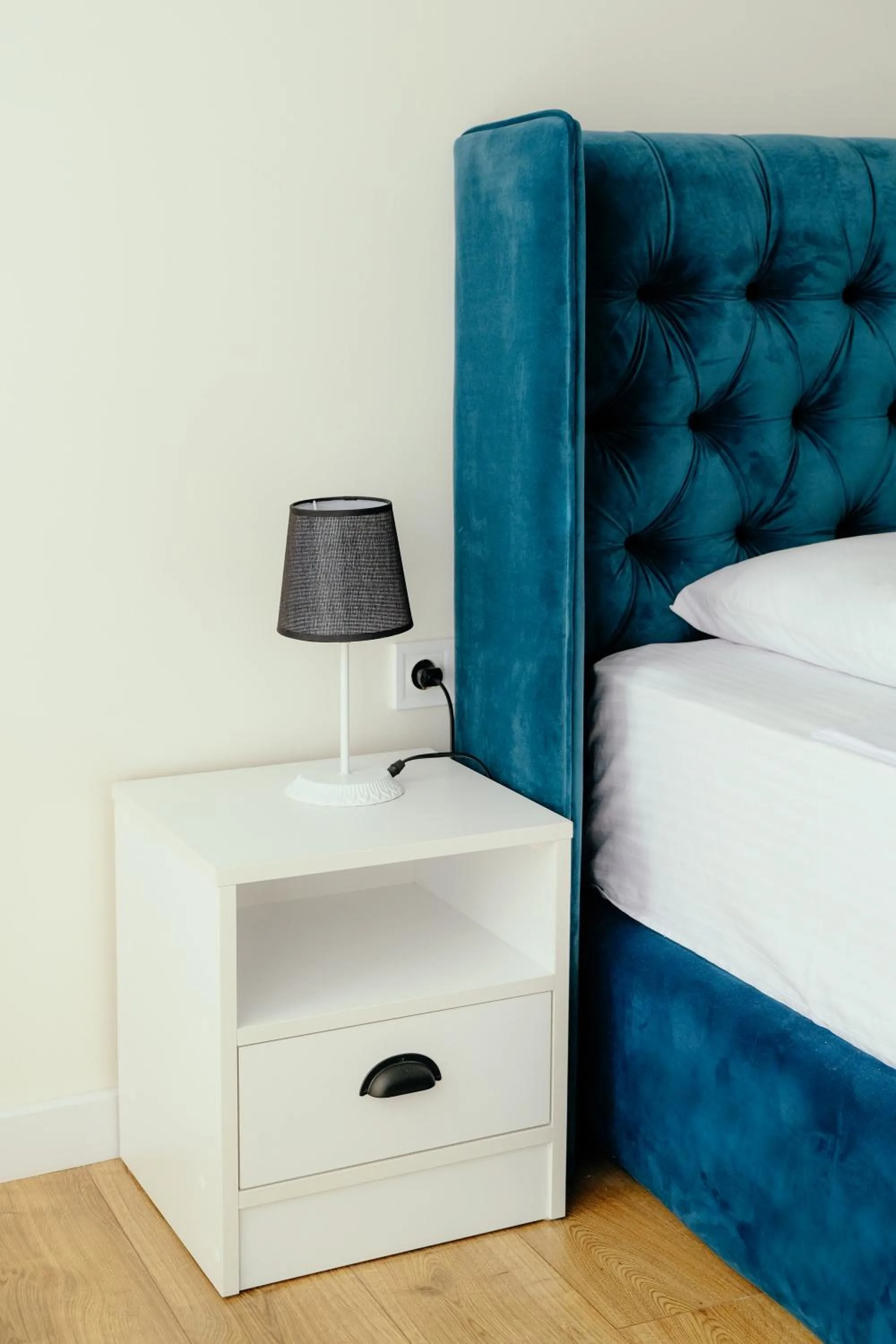 Superior Twin Room with Pool View in White Sails Residential Hotel