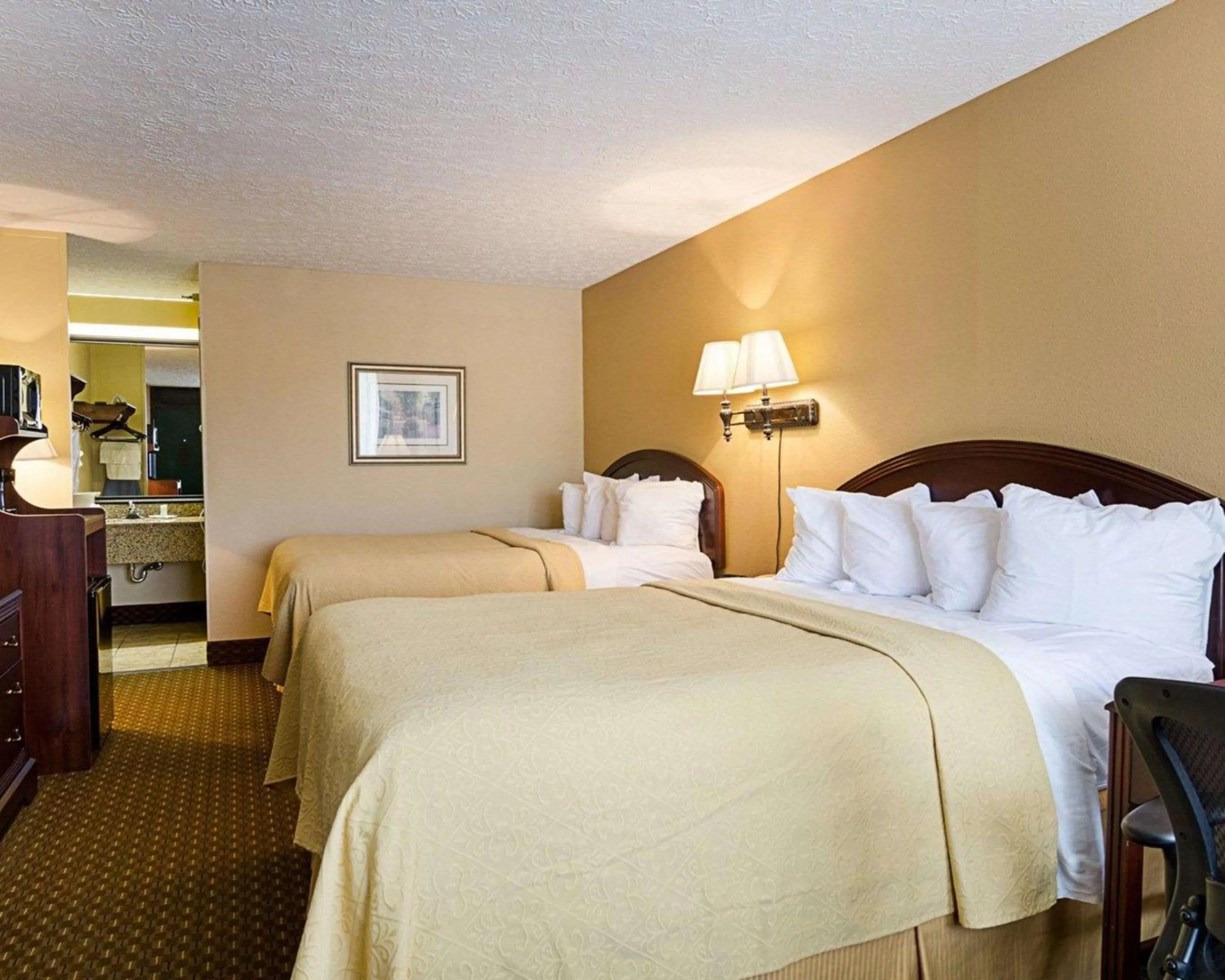 Queen Room with Two Queen Beds - Mobility Accessible/Non-Smoking in Quality Inn