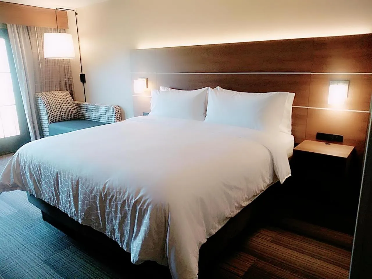 Standard King Room in Holiday Inn Express Durango Downtown- Animas River