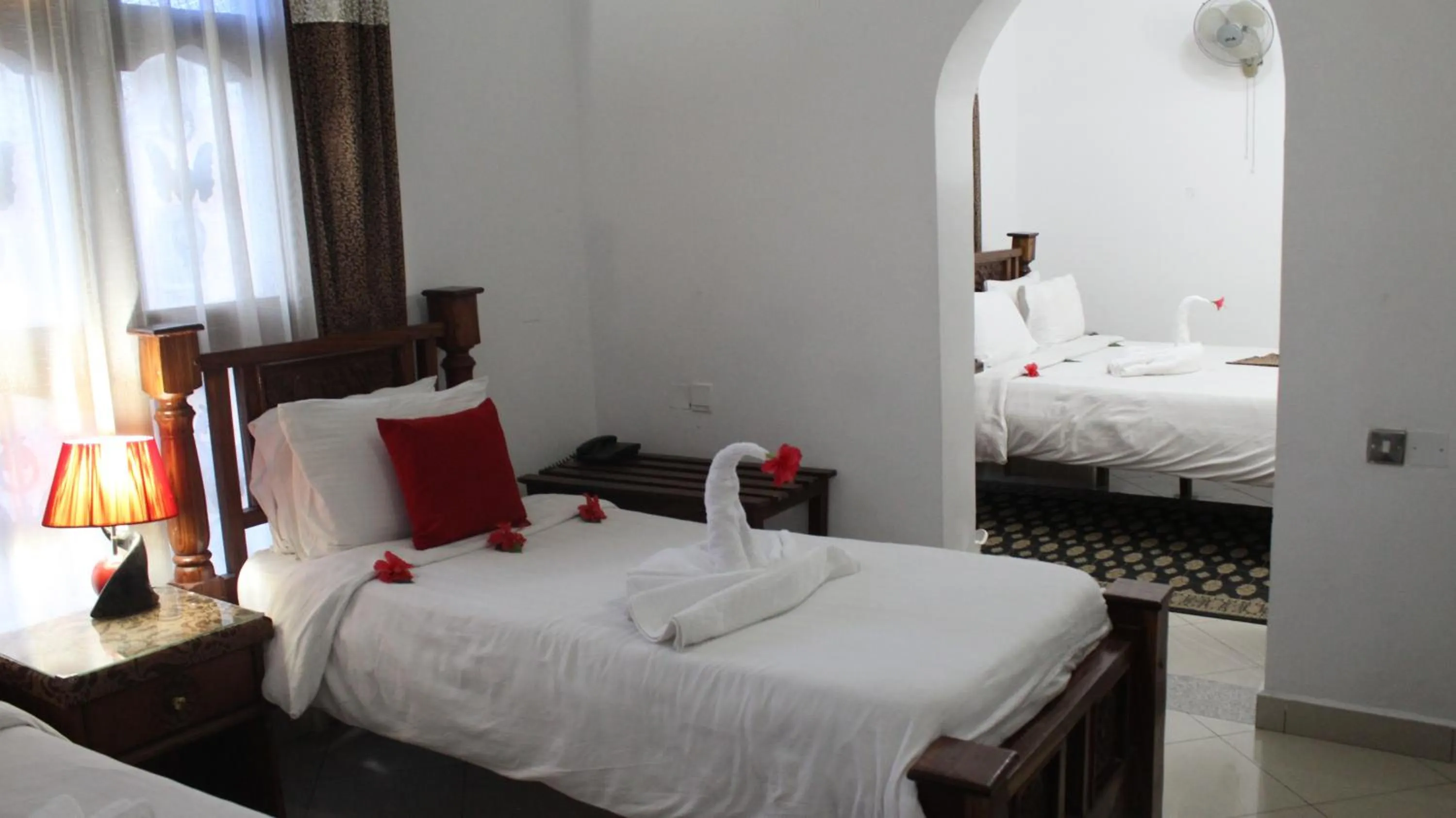 Deluxe Family Room in Al-Minar Hotel