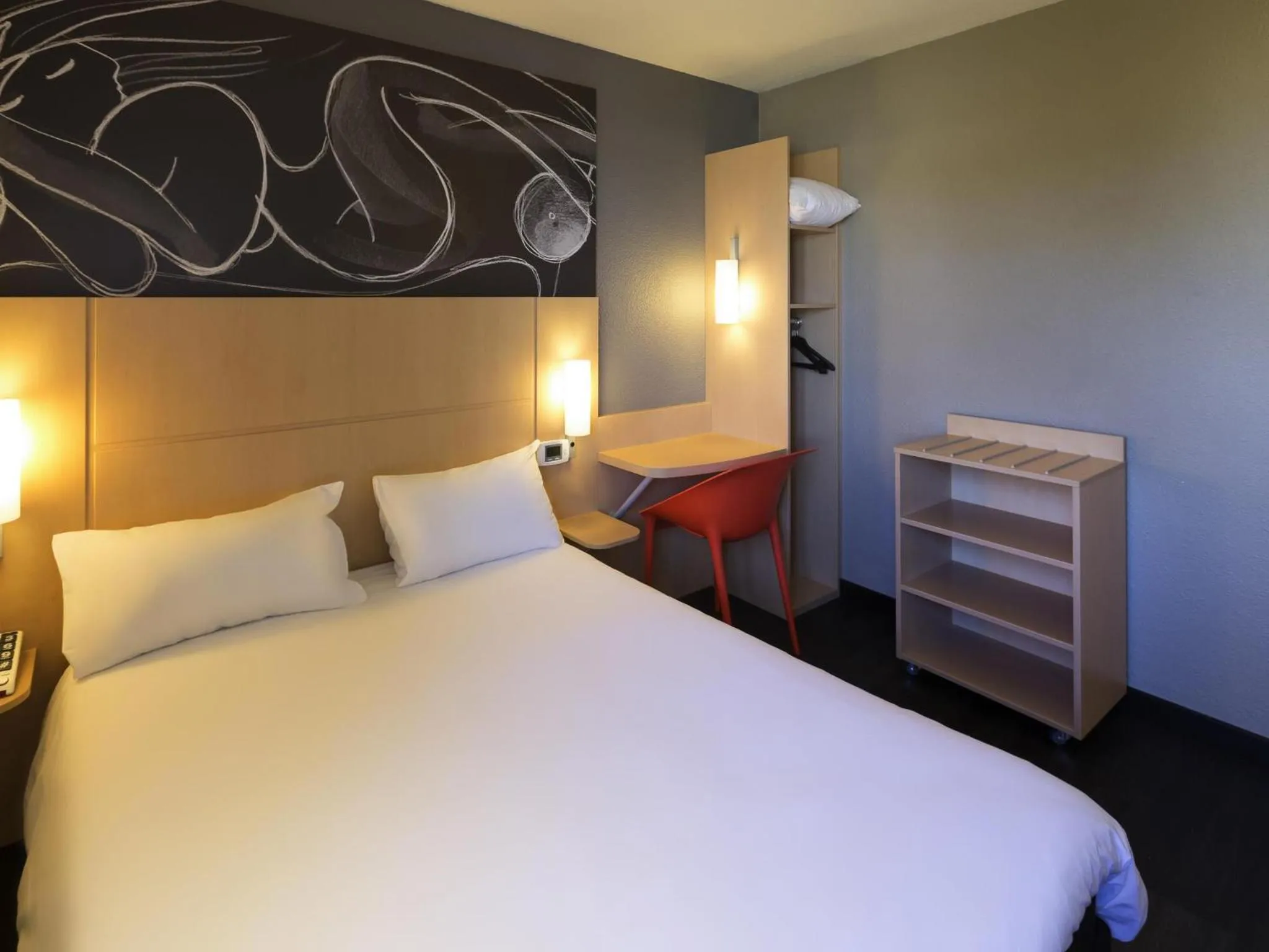 Double Room with Sofa Bed in ibis Beziers Est Mediterranee A9/A75