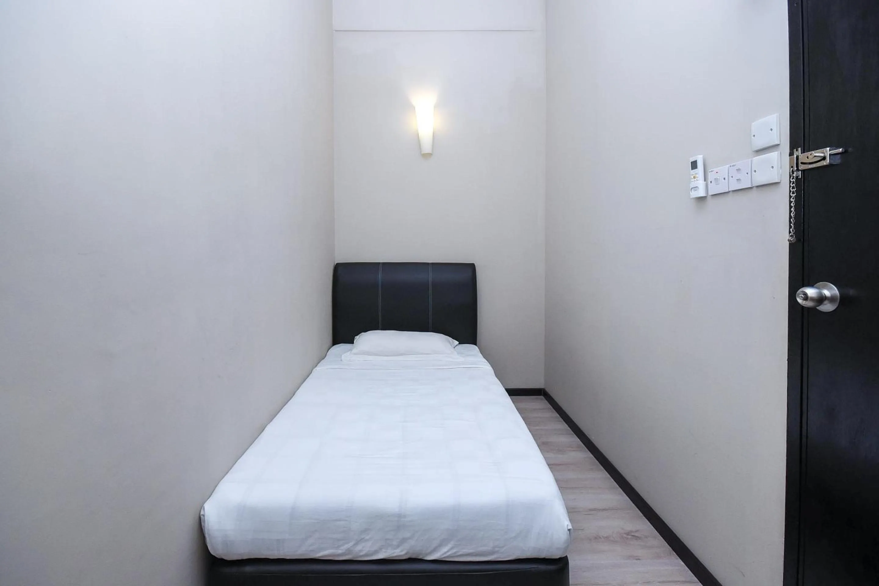Standard Single Room - single occupancy in Hotel O Lm Residence