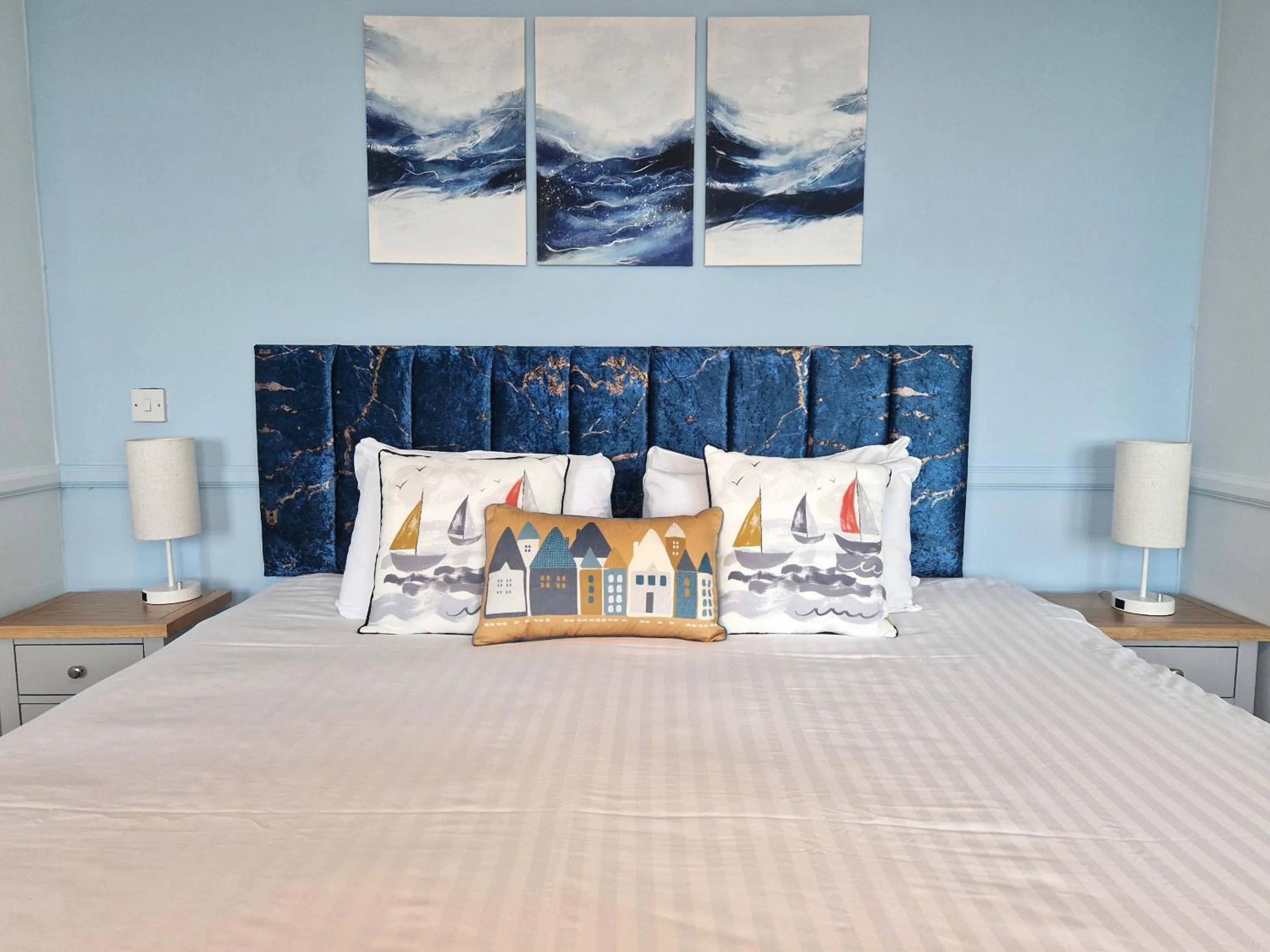 Family Room with Sea View in Dunkerley's Hotel and Restaurant