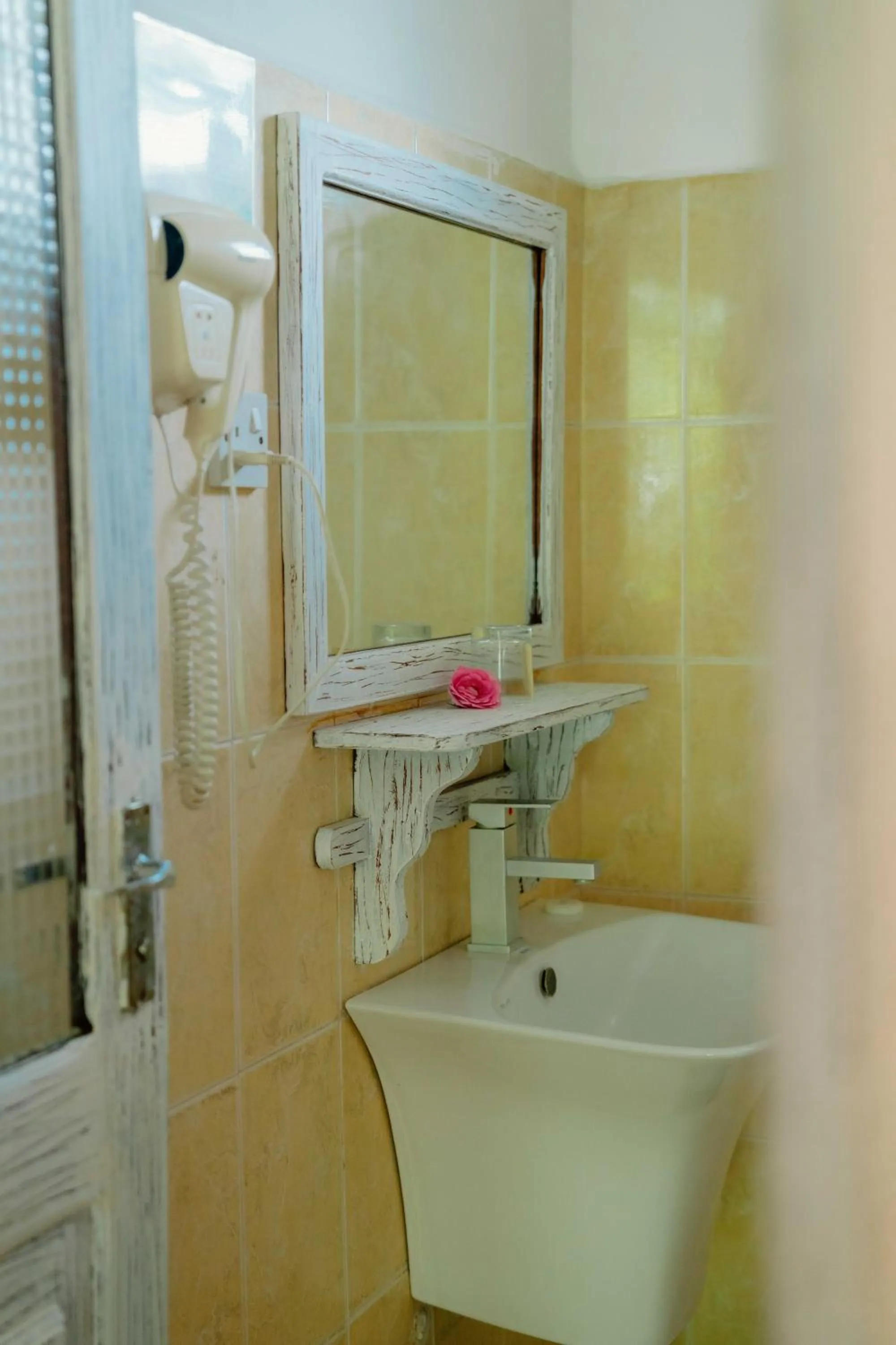 Deluxe Double Room in Pearl Beach by Sansi