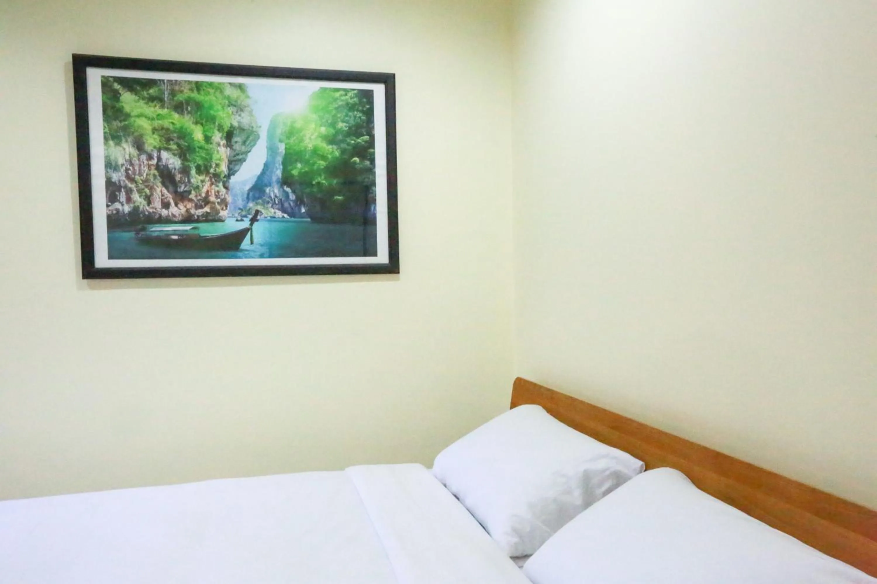 Deluxe King Room in INTERest POSHTEL