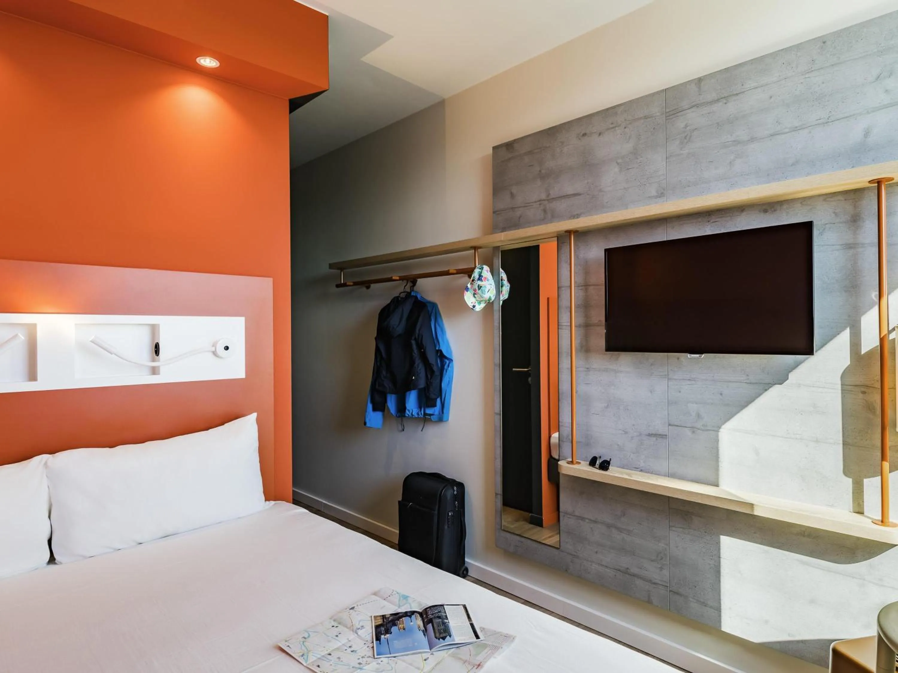 Double Room in ibis budget Beauvais Aeroport