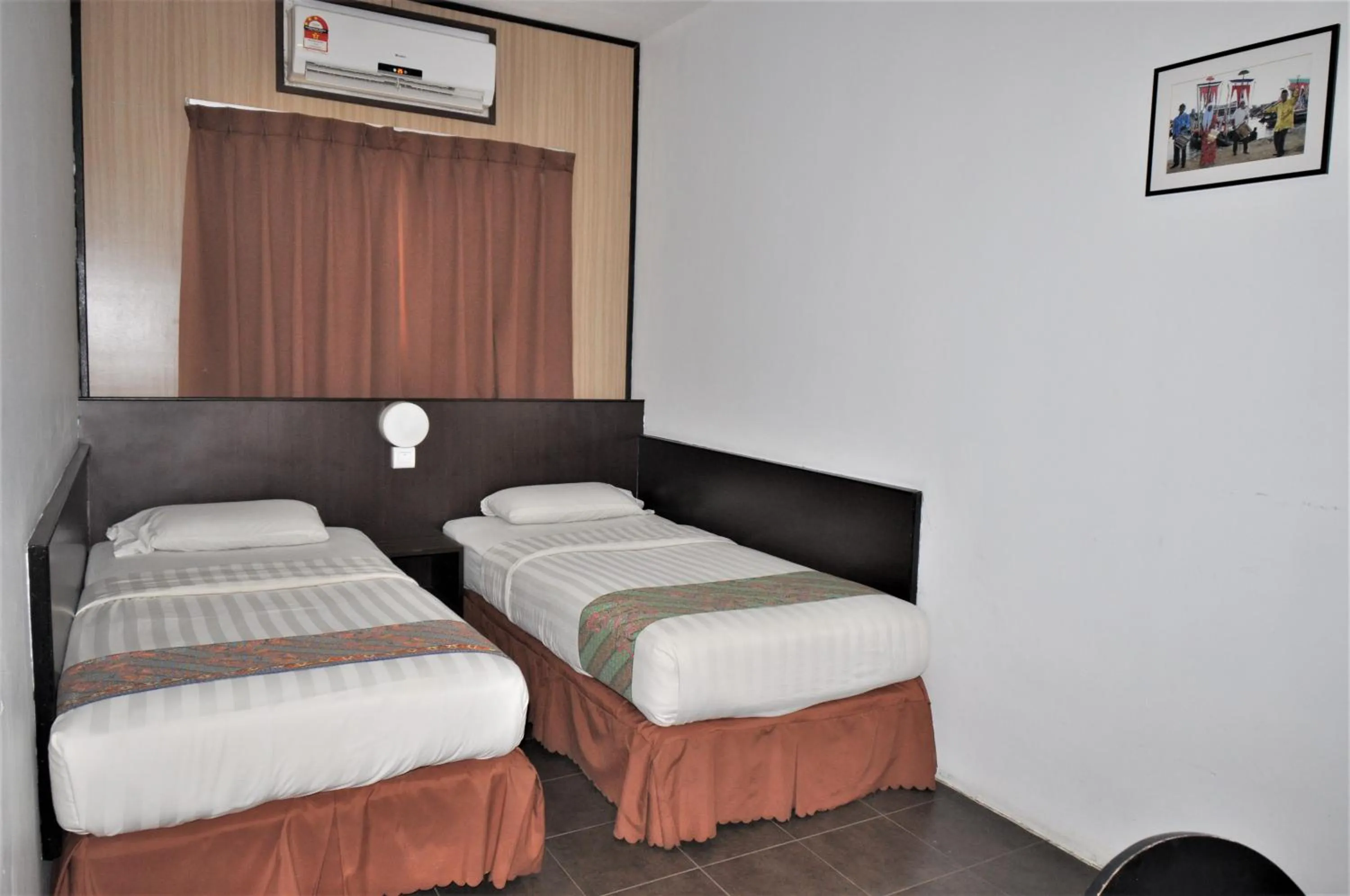 Standard Twin Room in Sipadan Inn 1