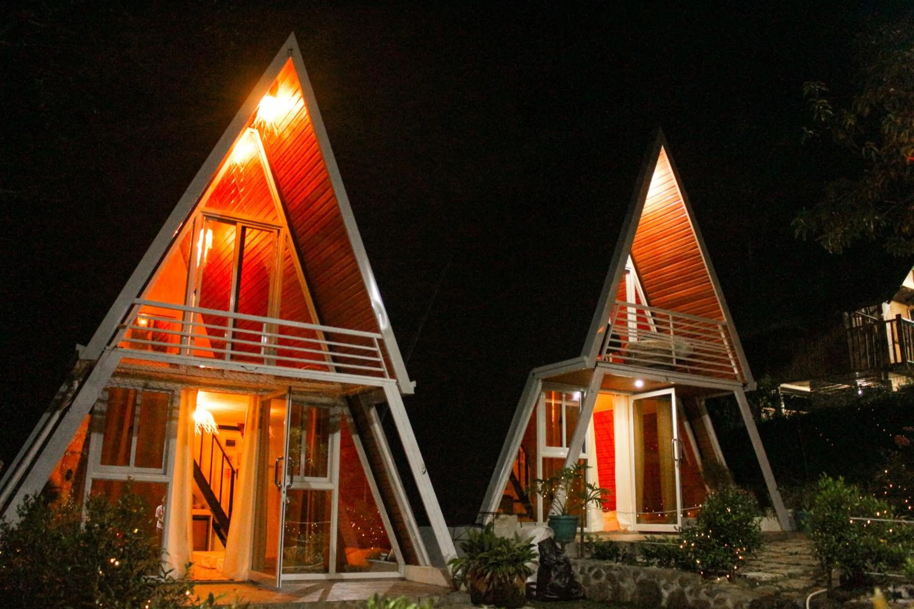 Glamping Cabin in Camp Paraiso Resort
