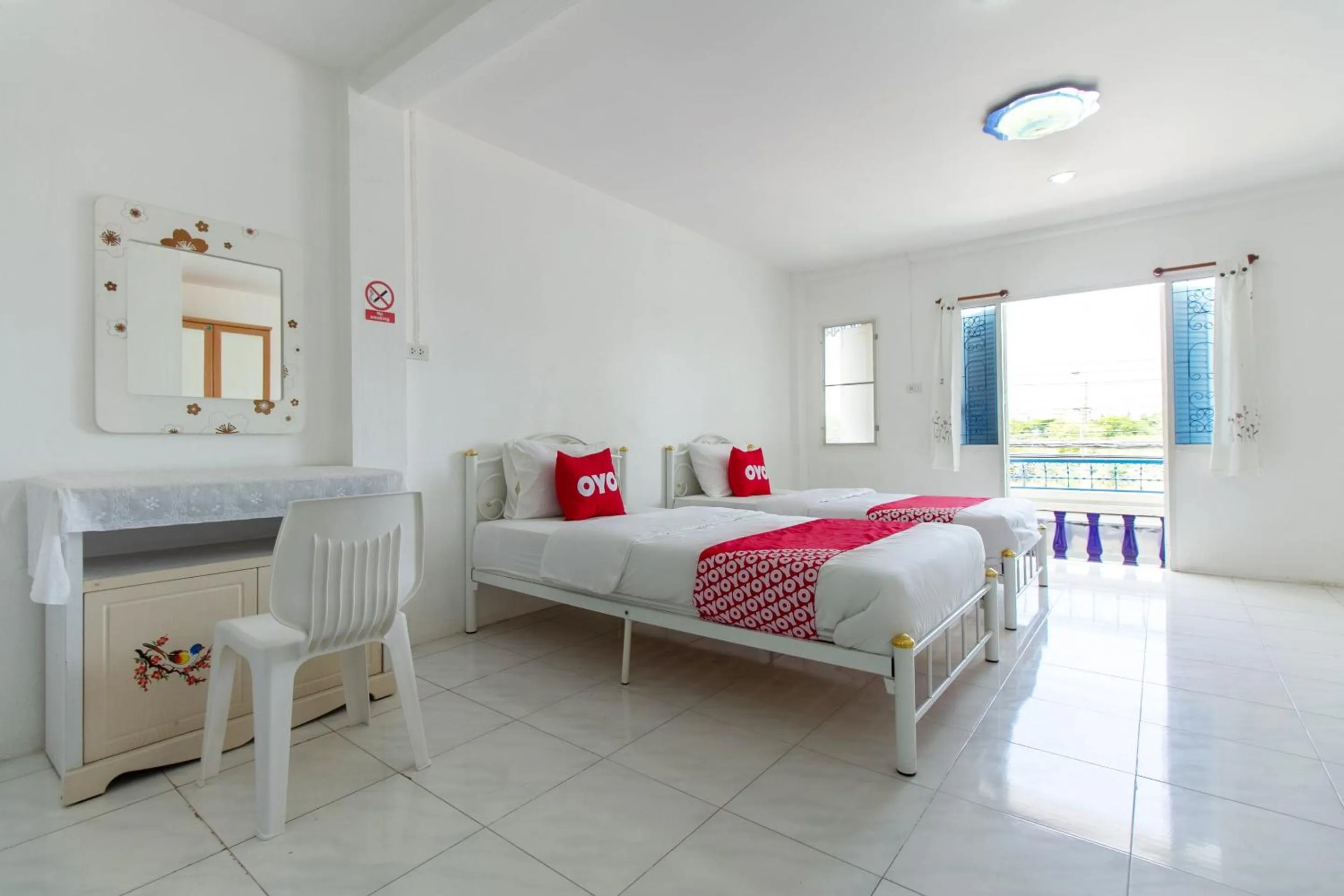 Standard Twin Room in Sabai Place