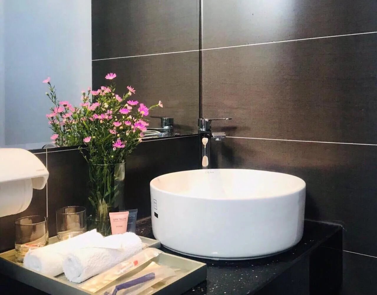 Two-Bedroom Apartment in Cali hotel books Da Nang