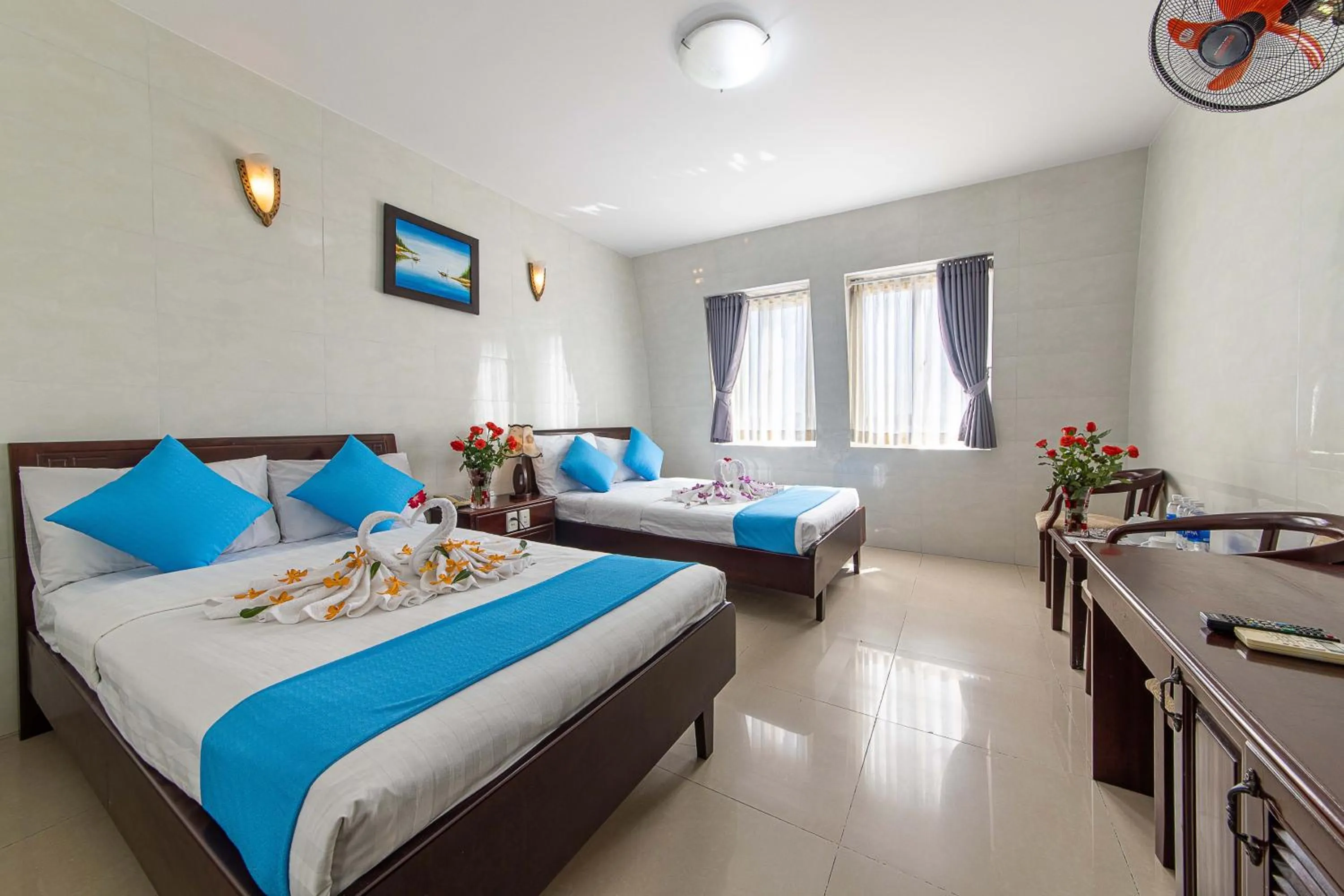 Twin Room in Phong Lan 2 Hotel