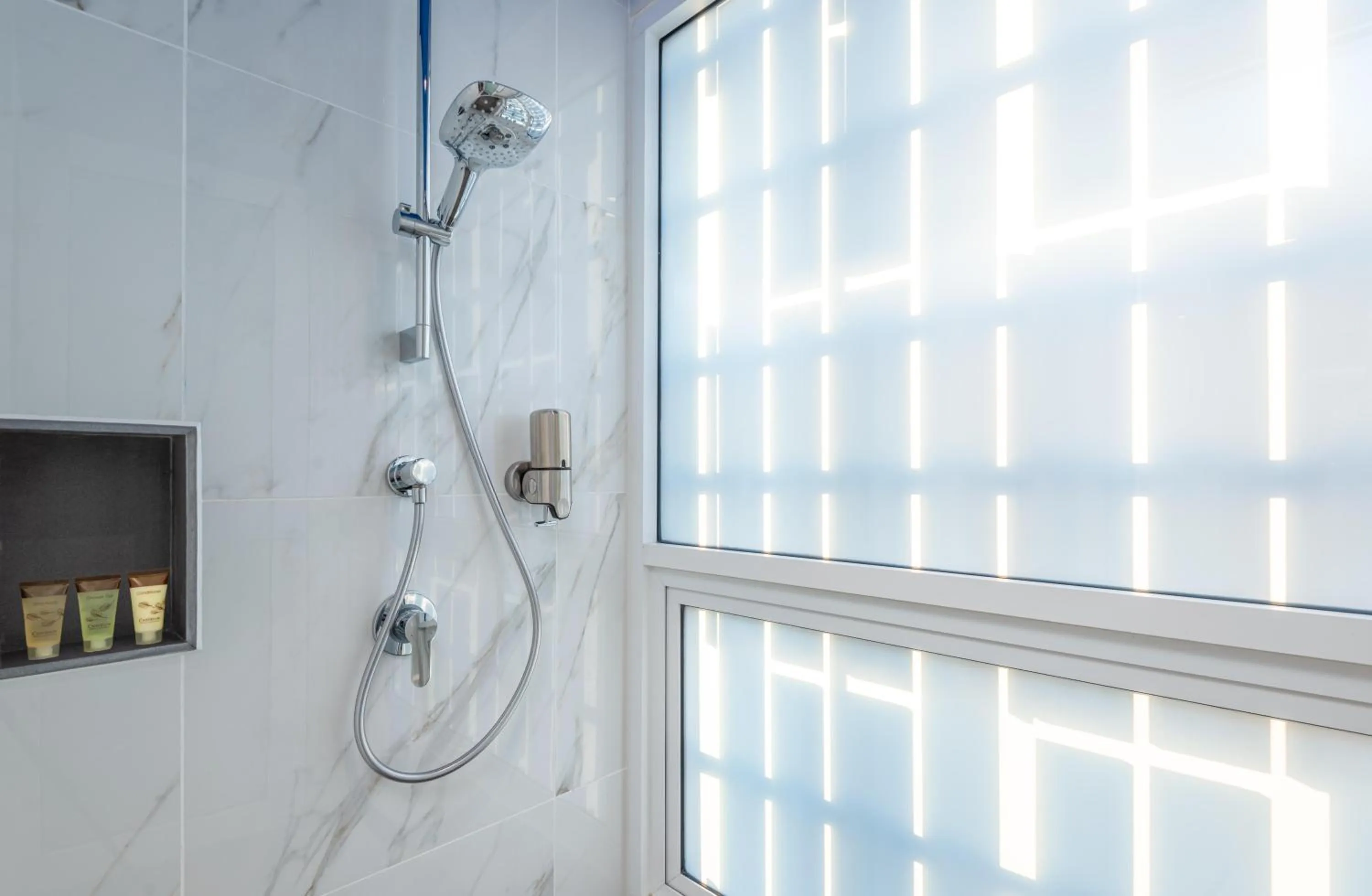 Grand Deluxe Garden View Twin Room in Maitria Hotel Rama 9 Bangkok - A Chatrium Collection