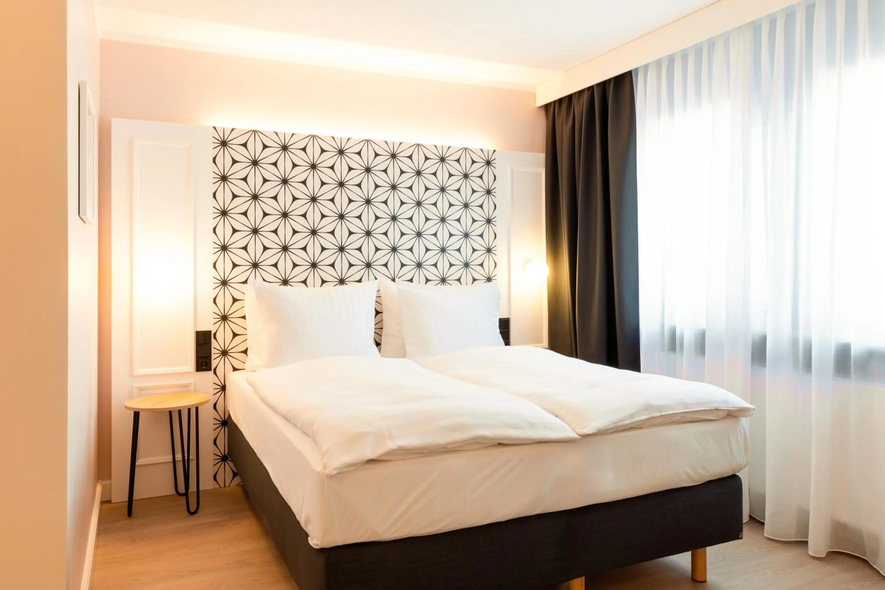 Standard Room in Garner Hotel Mannheim City by IHG