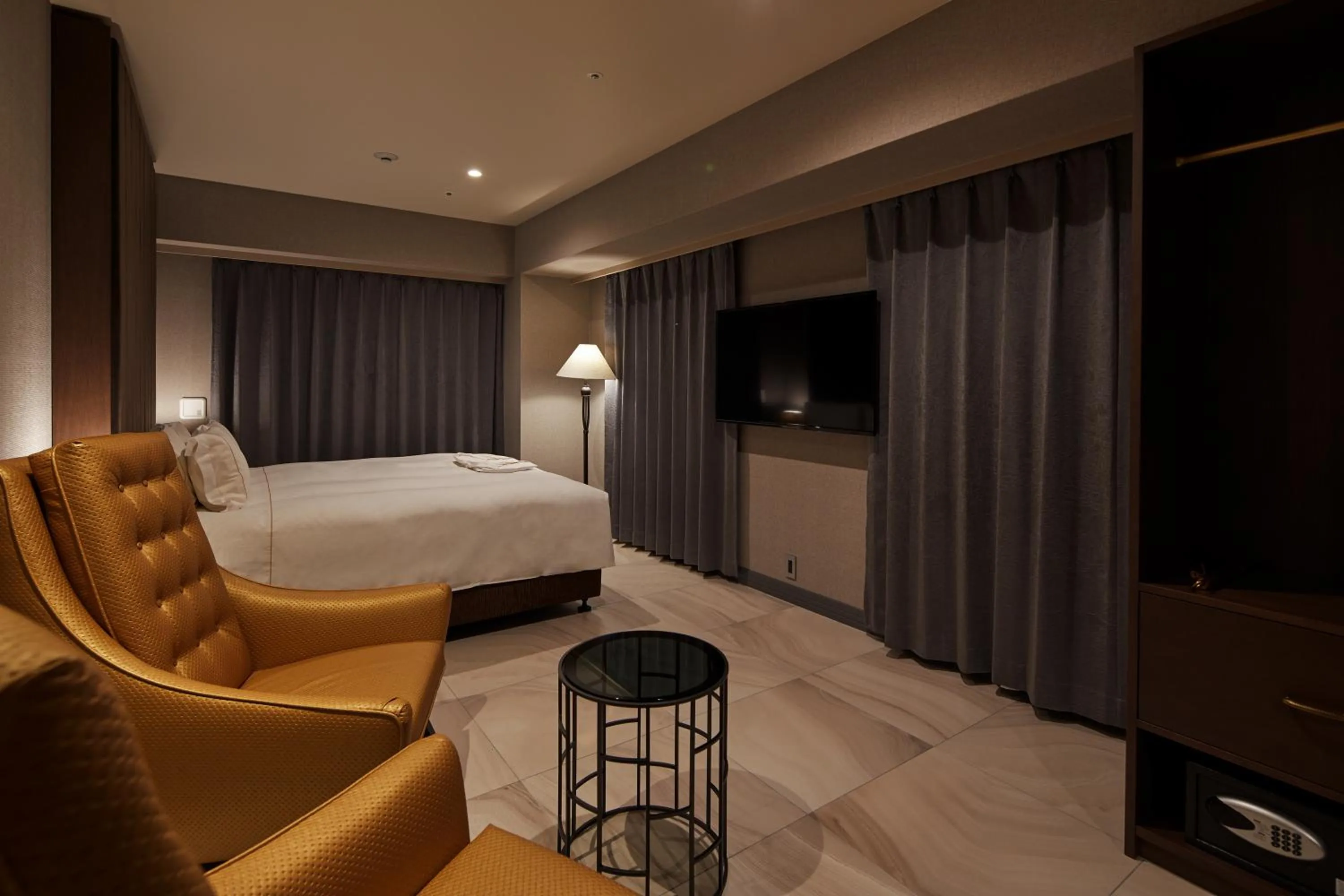 Premier King Room in Centurion Hotel&Spa Vintage Kobe