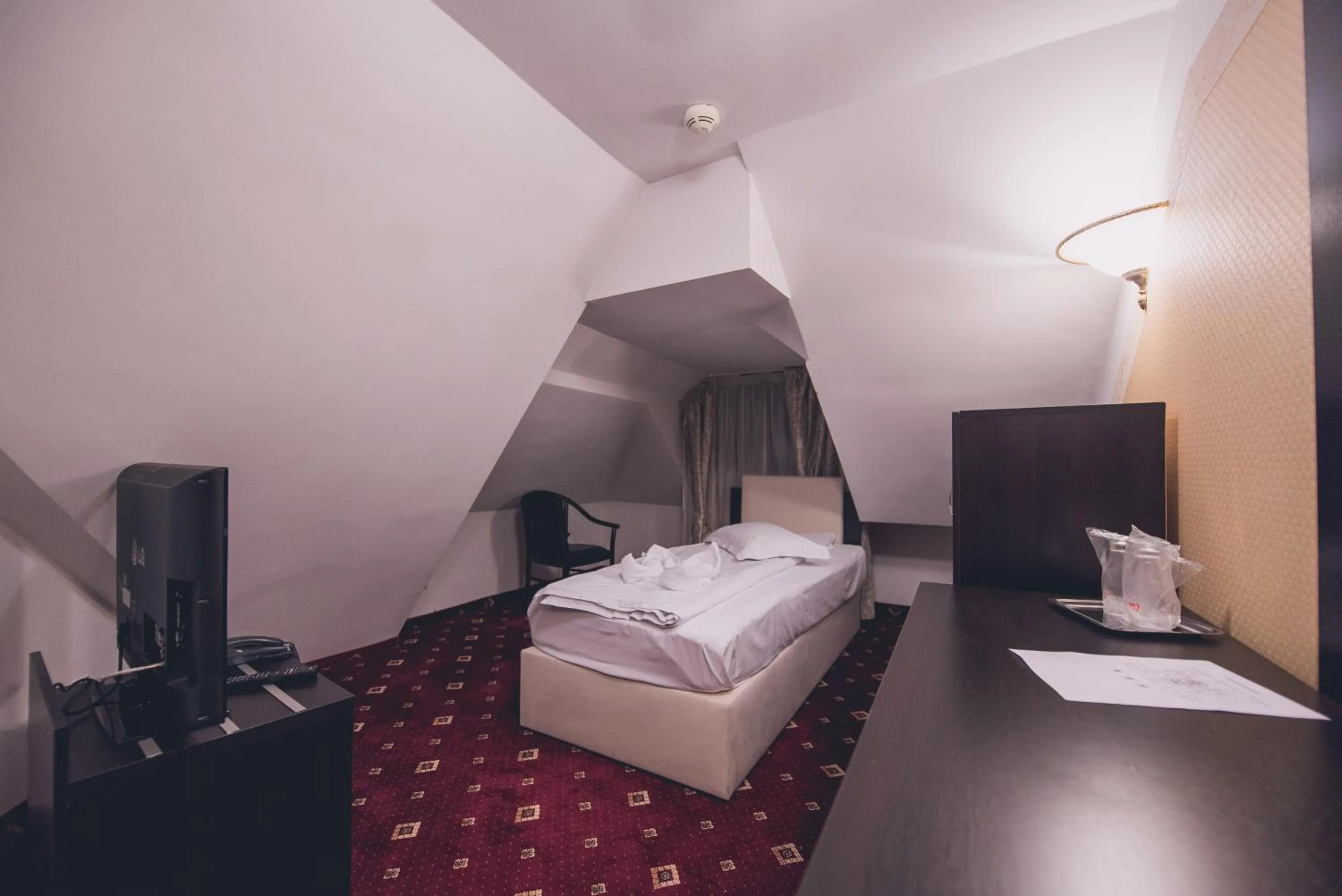 Single Room in Hotel Bulevard Predeal
