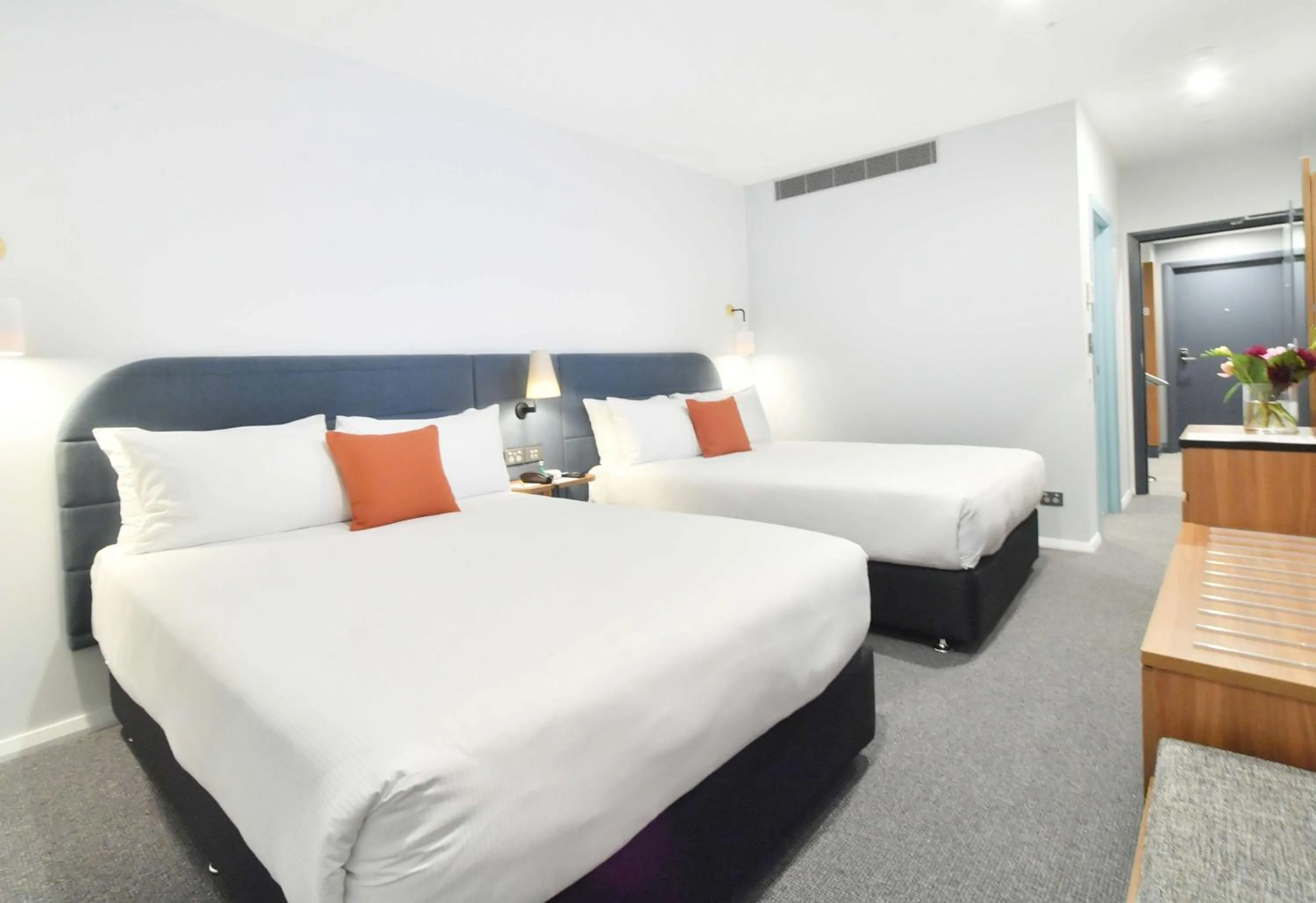 Deluxe Twin in Sudima Auckland City