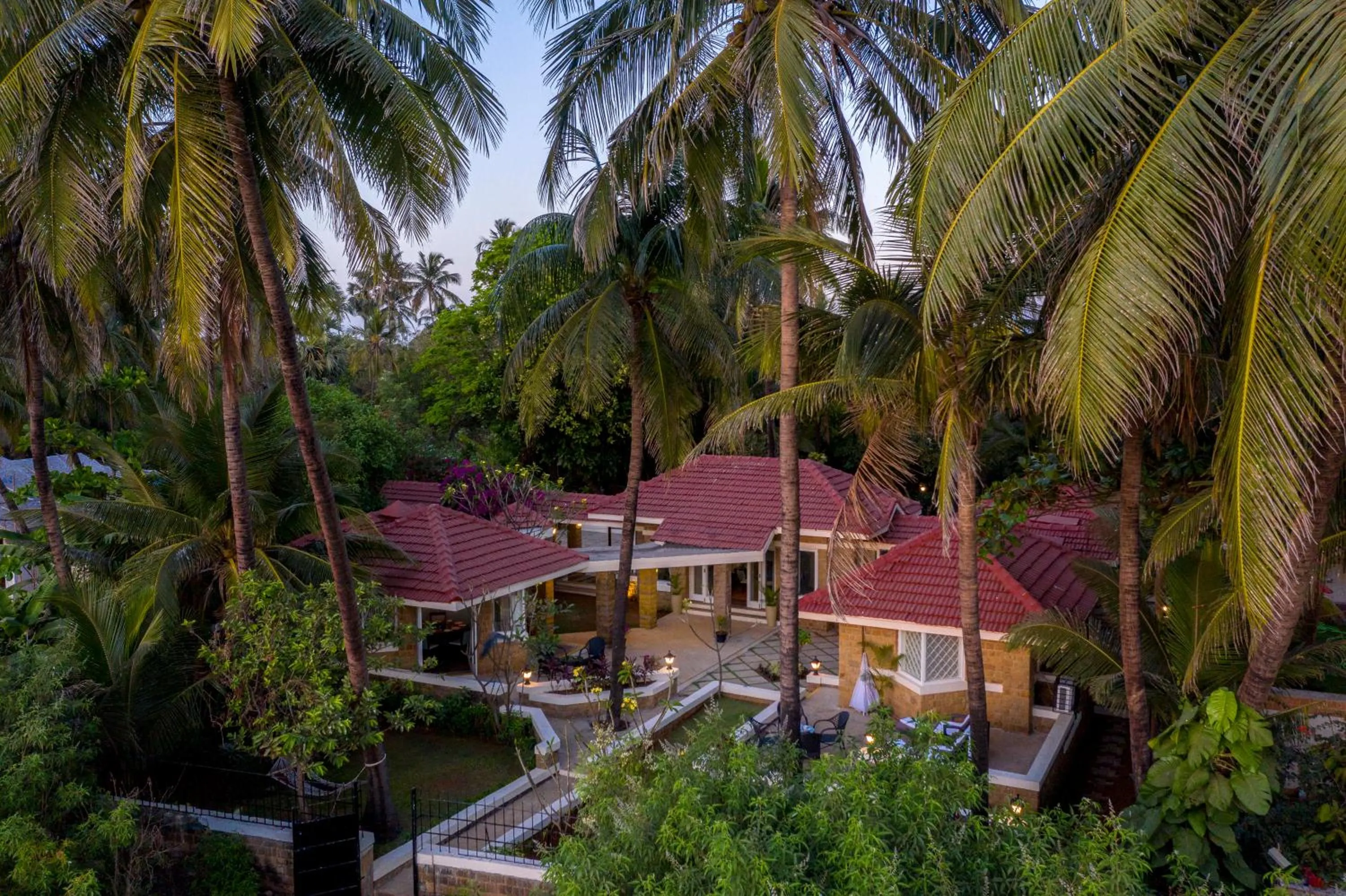 Madh Island Villa in amã Stays & Trails, Beach House Madh Island