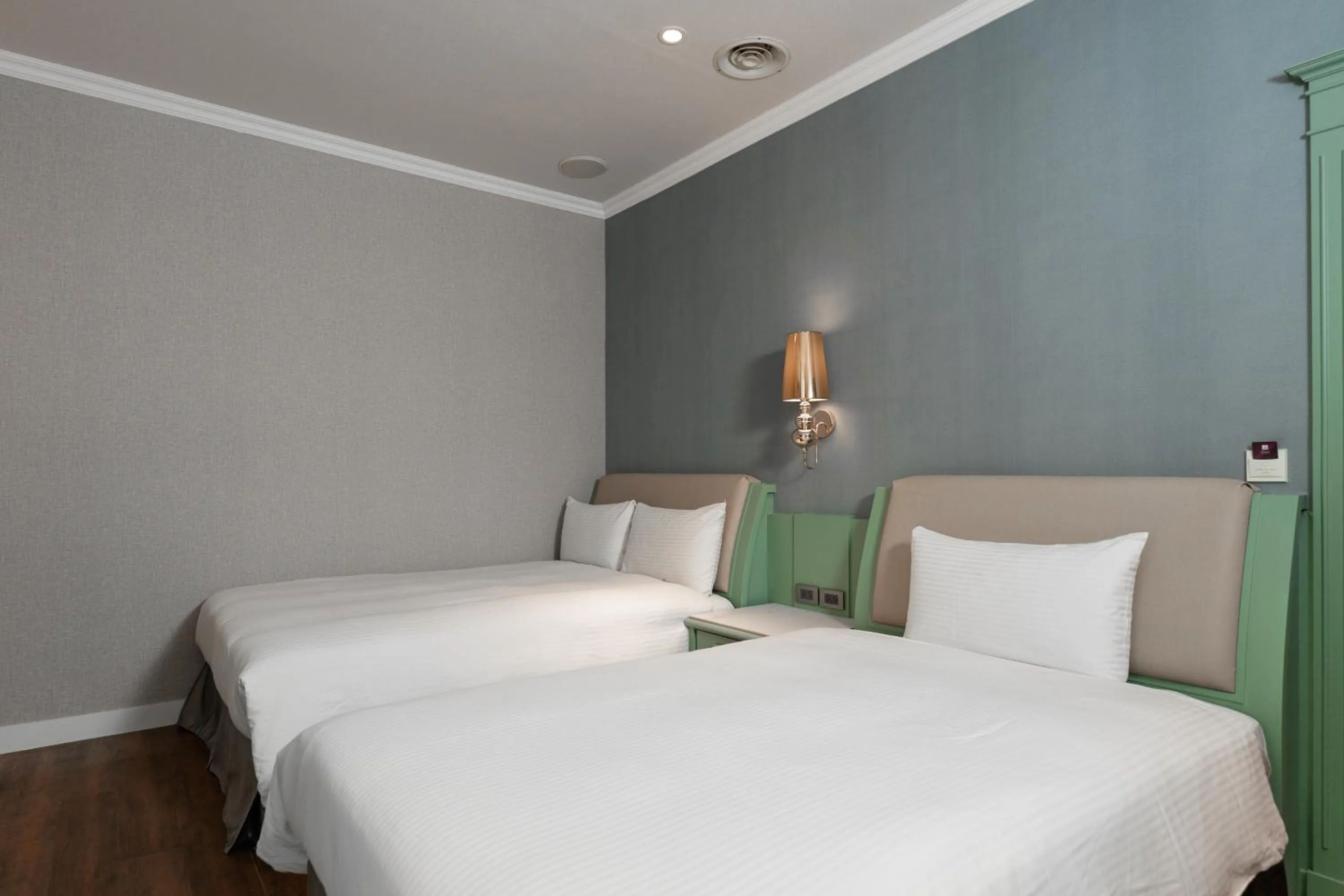 Triple Room in Fu Hsiang Hotel