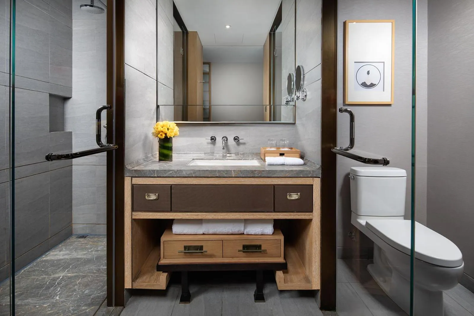 Standard Twin Room in Holiday Inn Dalian Hot Spring by IHG