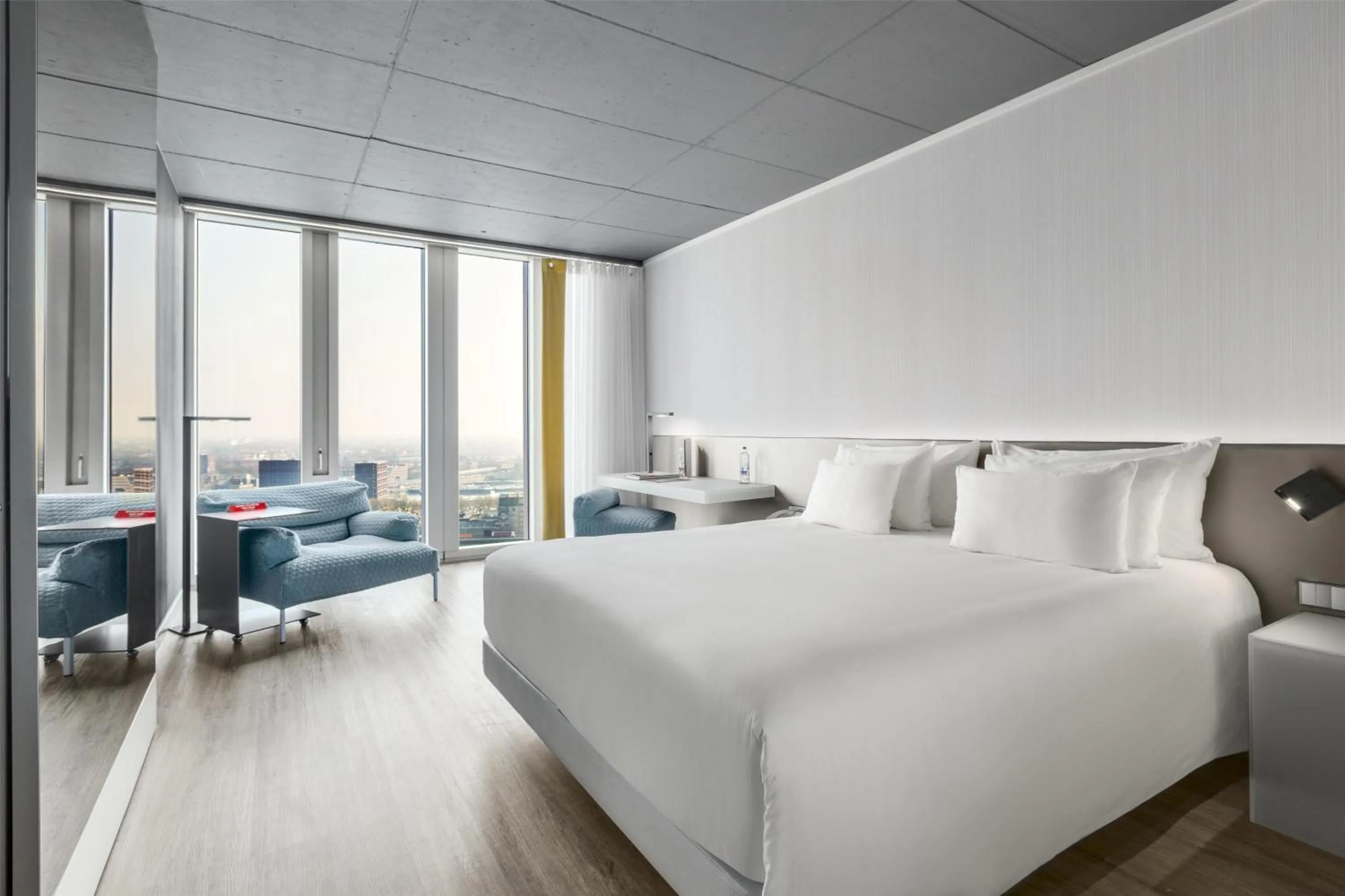 Nhow Premium Room with Sunrise View in nhow Rotterdam