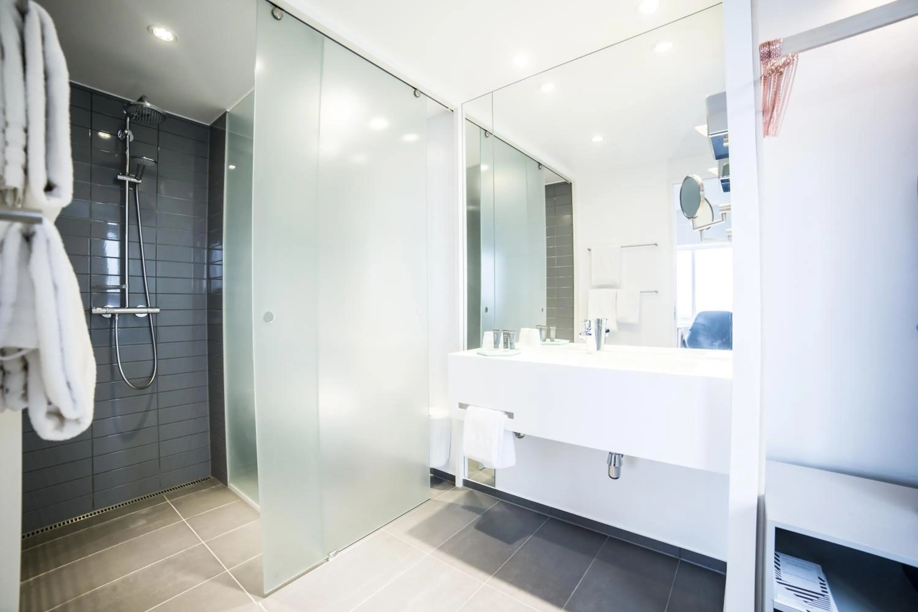 1 Double Bed, Corner Room, Non-Smoking in Comwell Aarhus Dolce by Wyndham