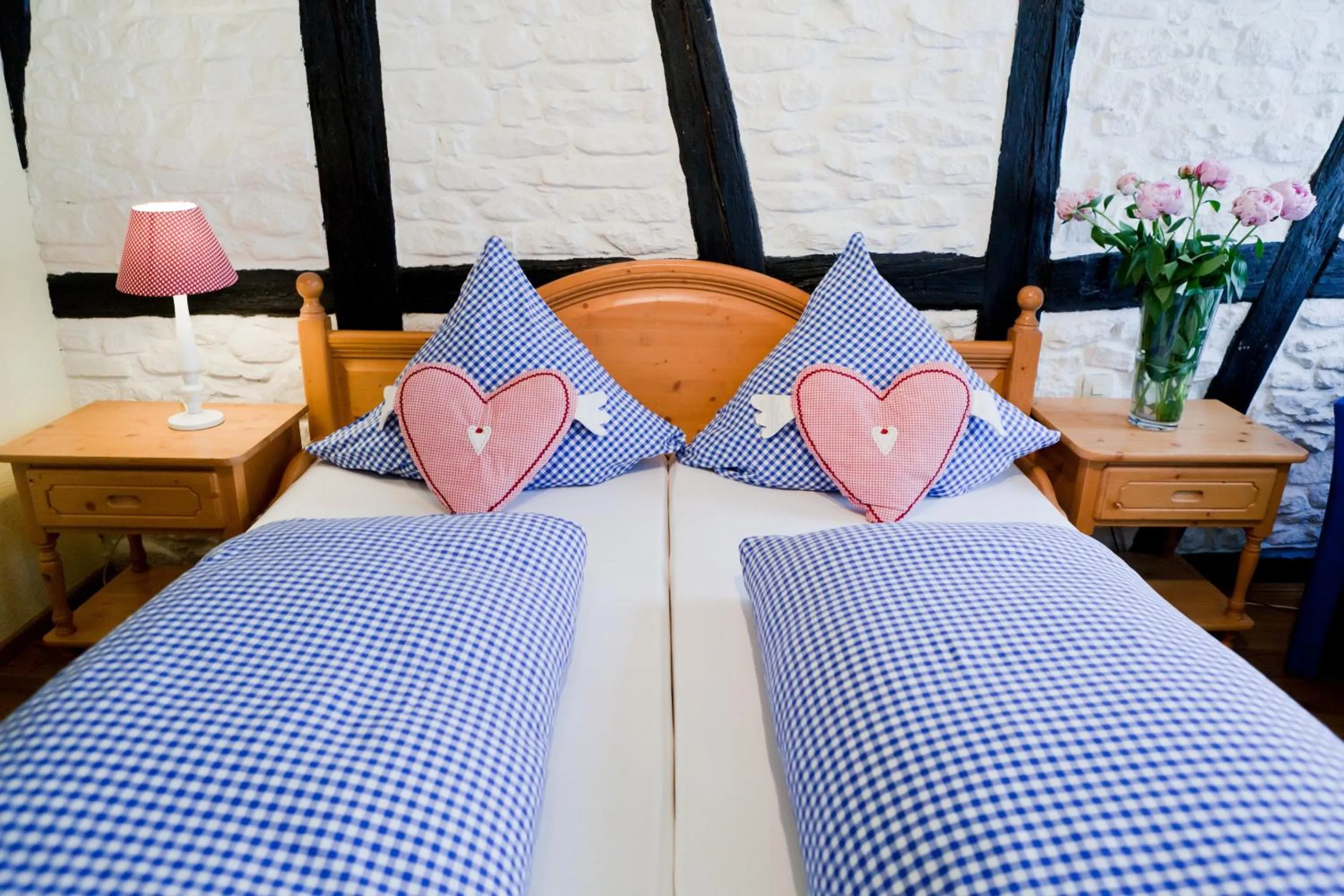 Single Room with Private Bathroom in Hotel Laterne