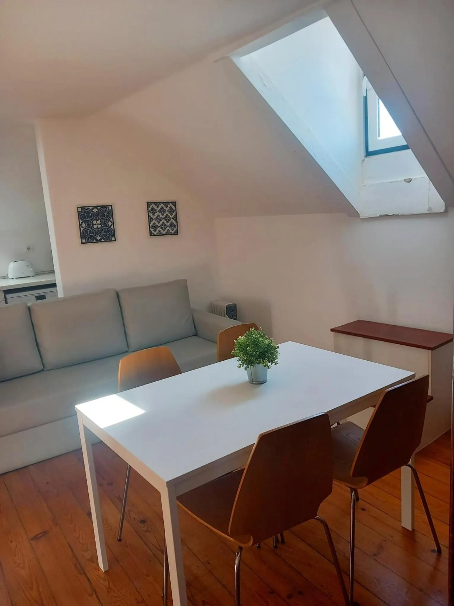 Two-Bedroom Apartment in City Stays Cais do Sodre Apartments