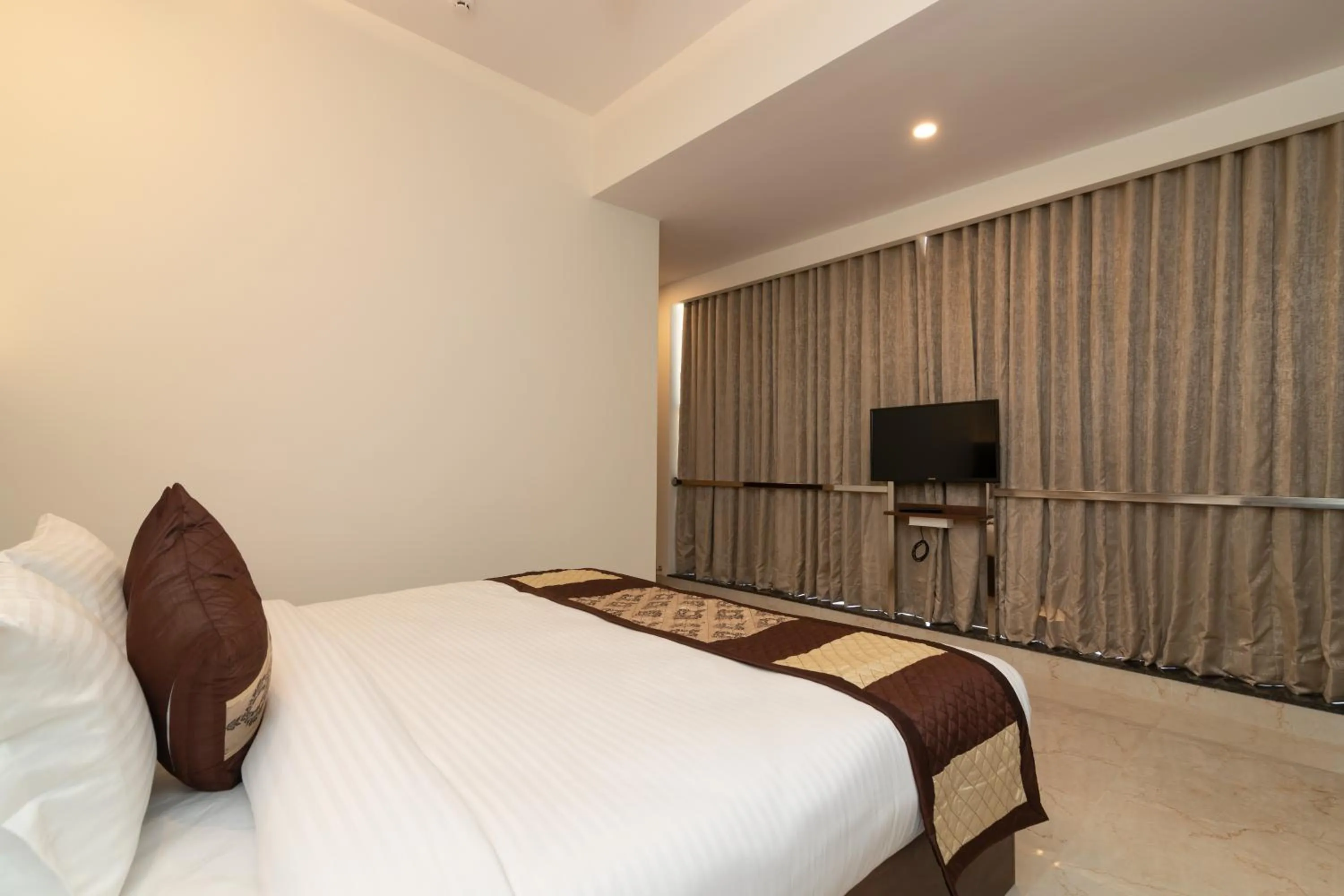 Suite in Mojatel By Icon