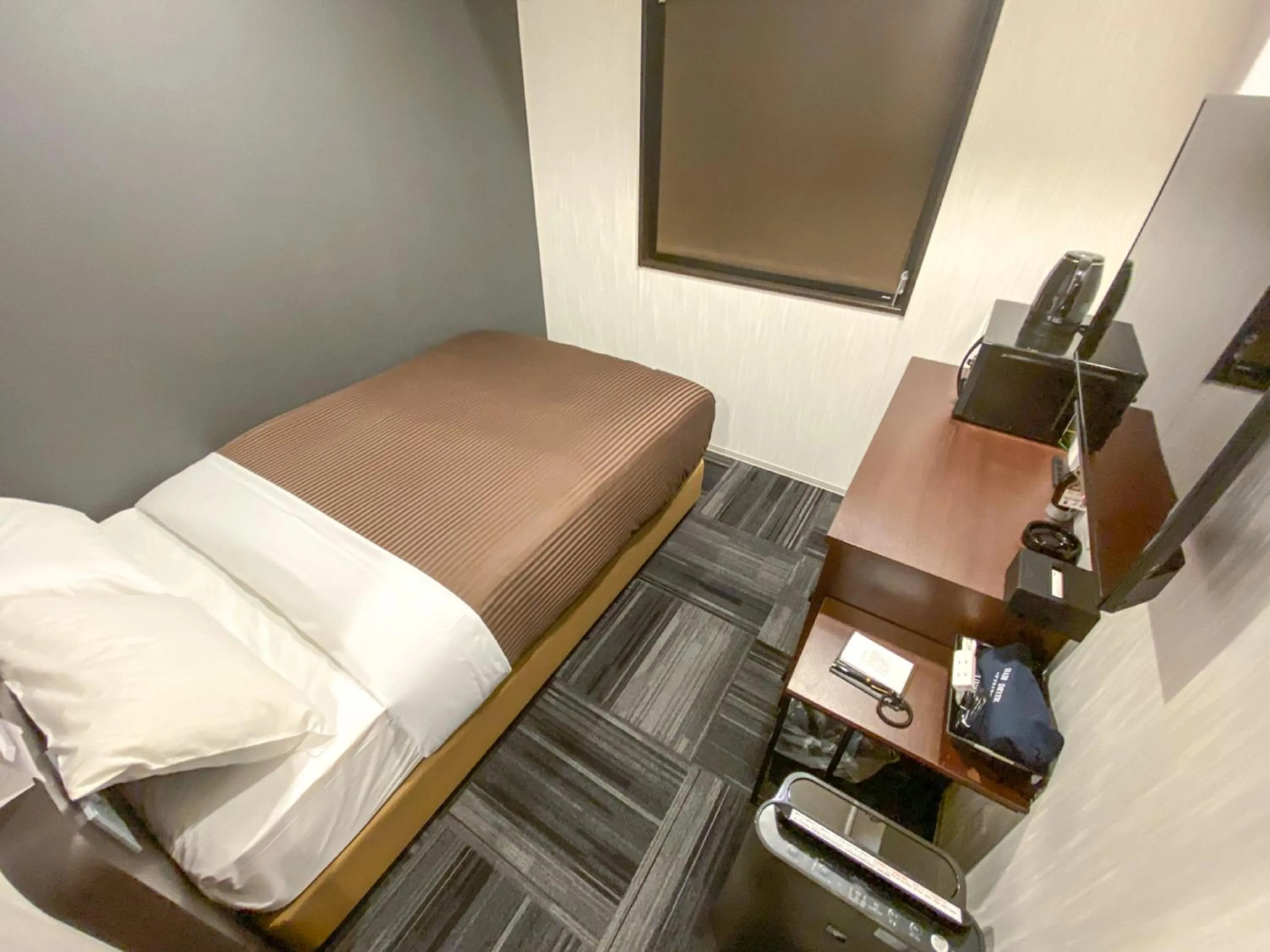 Double Room with Small Double Bed - single occupancy - Smoking in HOTEL LiVEMAX Okayama Kurashiki Ekimae