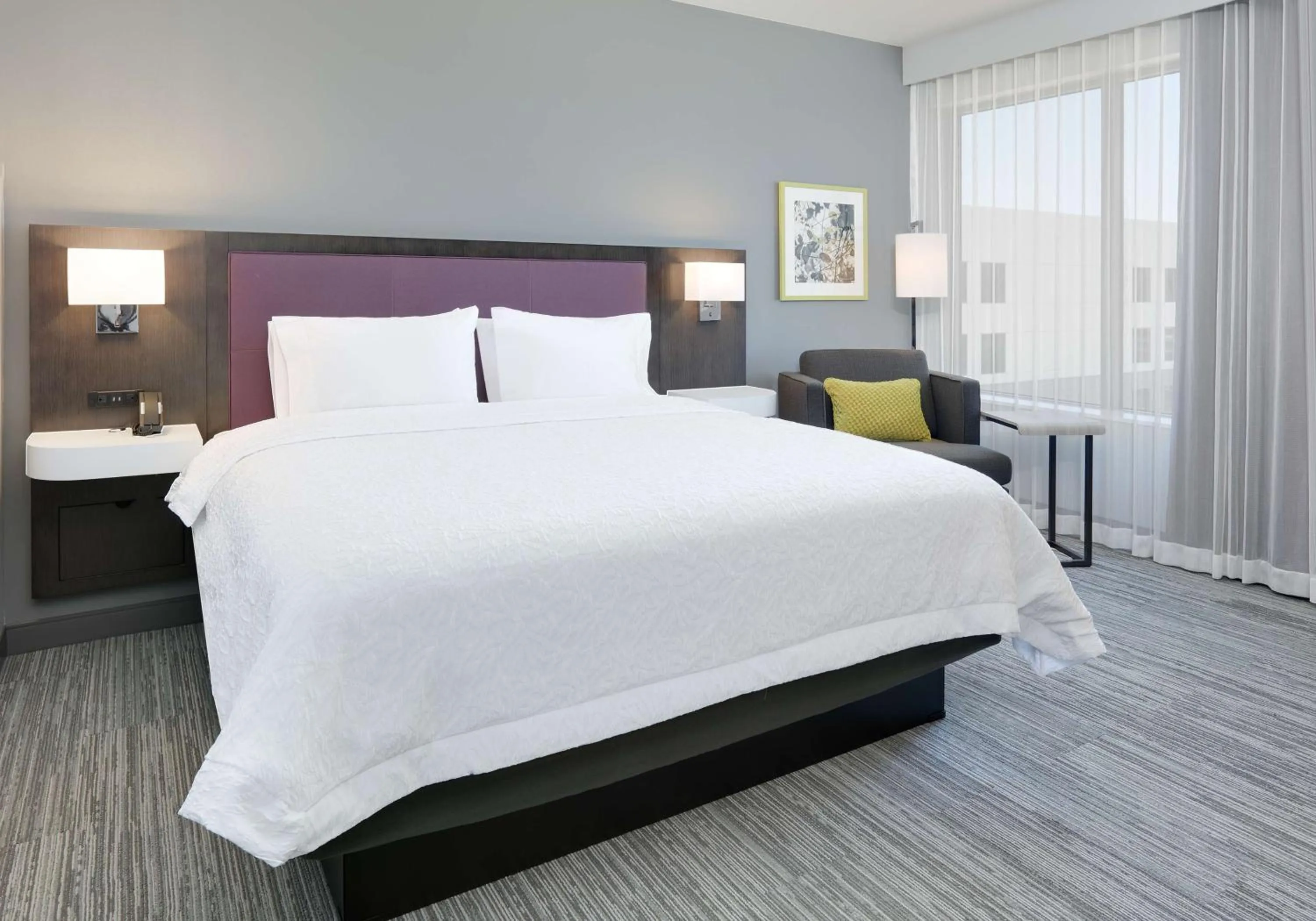 King Room - Mobility Access/Non-Smoking in Hampton Inn by Hilton Irvine Spectrum Lake Forest