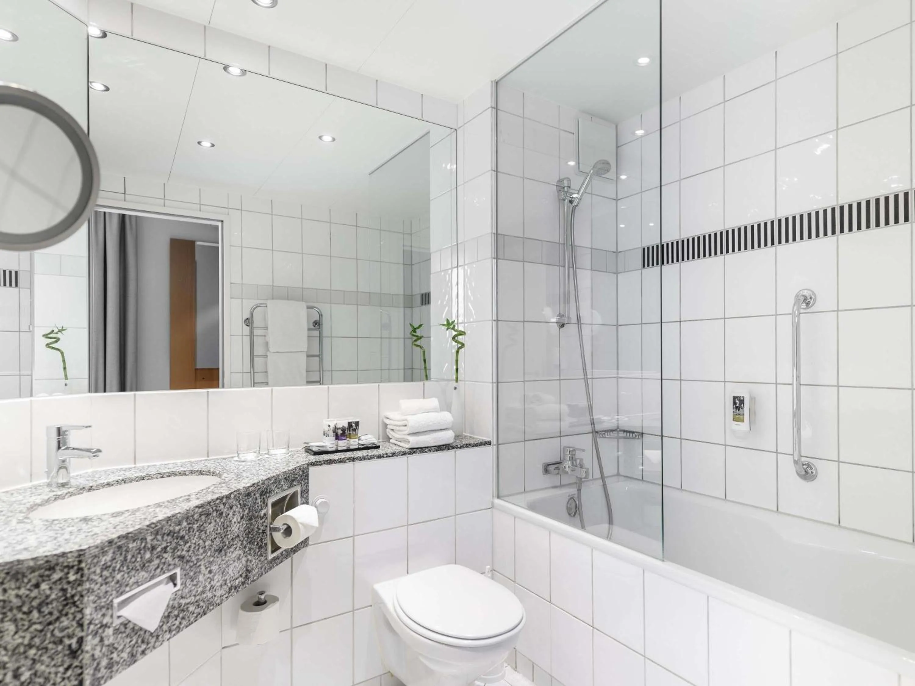 Standard Single Room in Mercure Hotel Bochum City