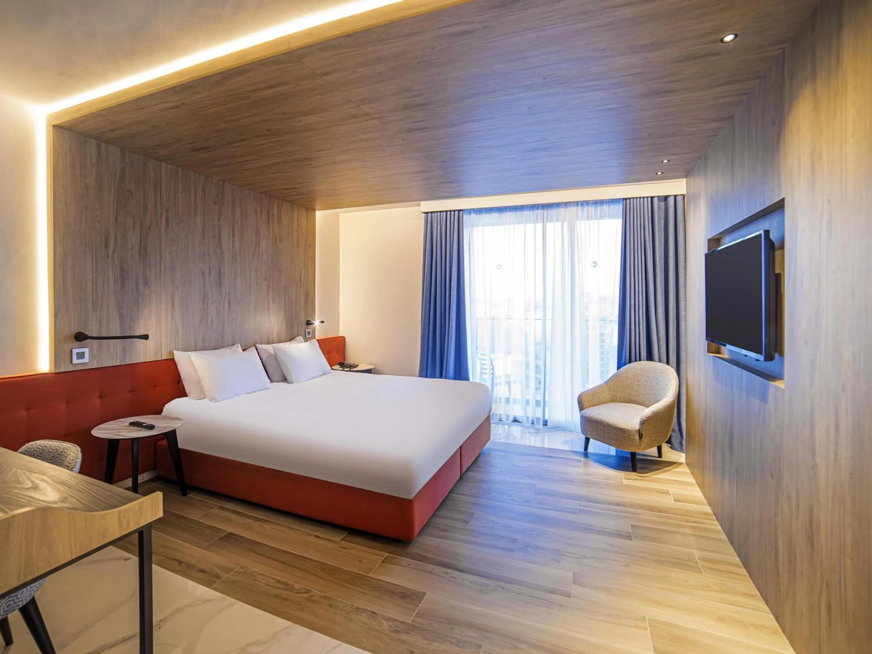 Standard Double or Twin Room with Balcony in Mercure St. Julian's Malta